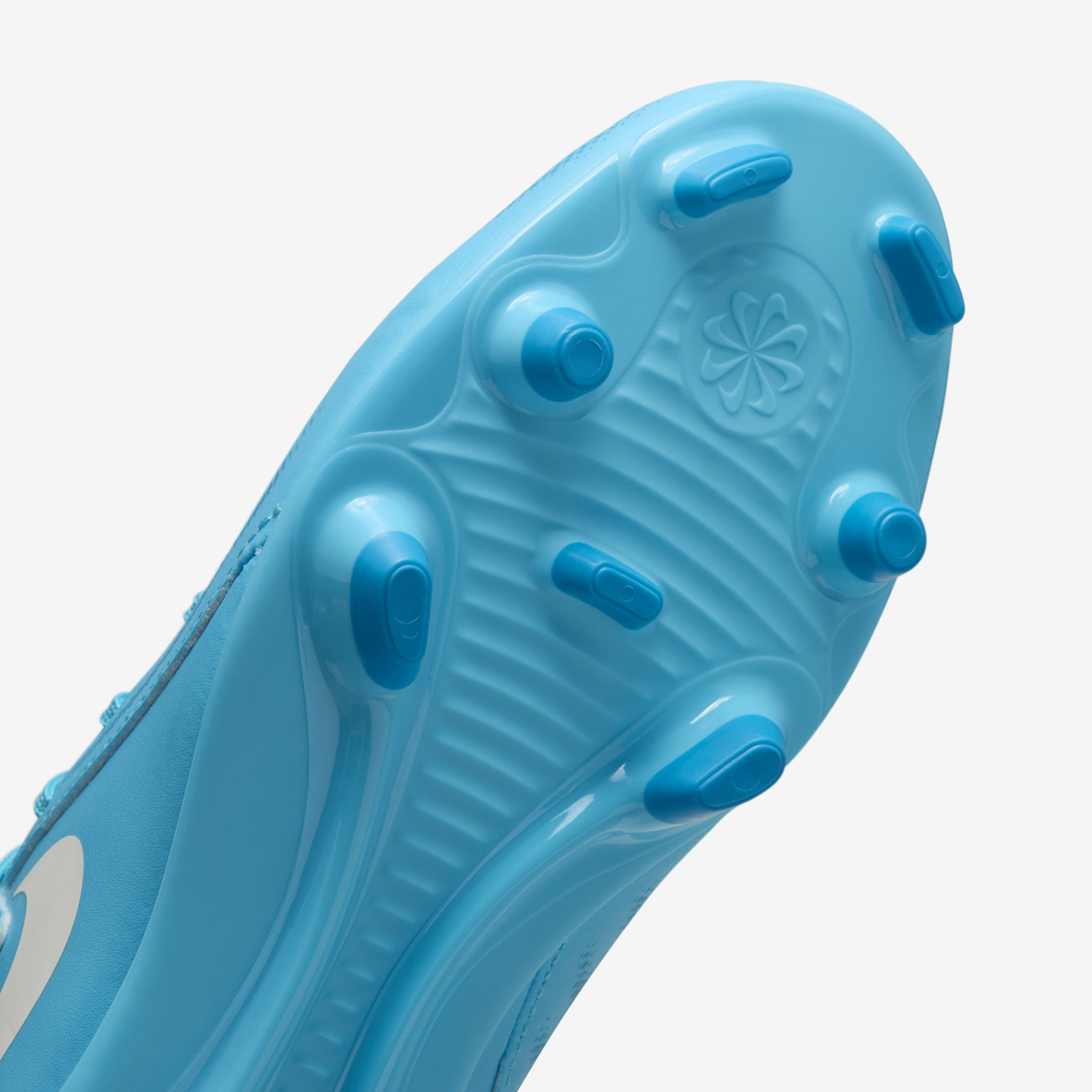 Nike Jr. Phantom Luna 2 Club image number 6