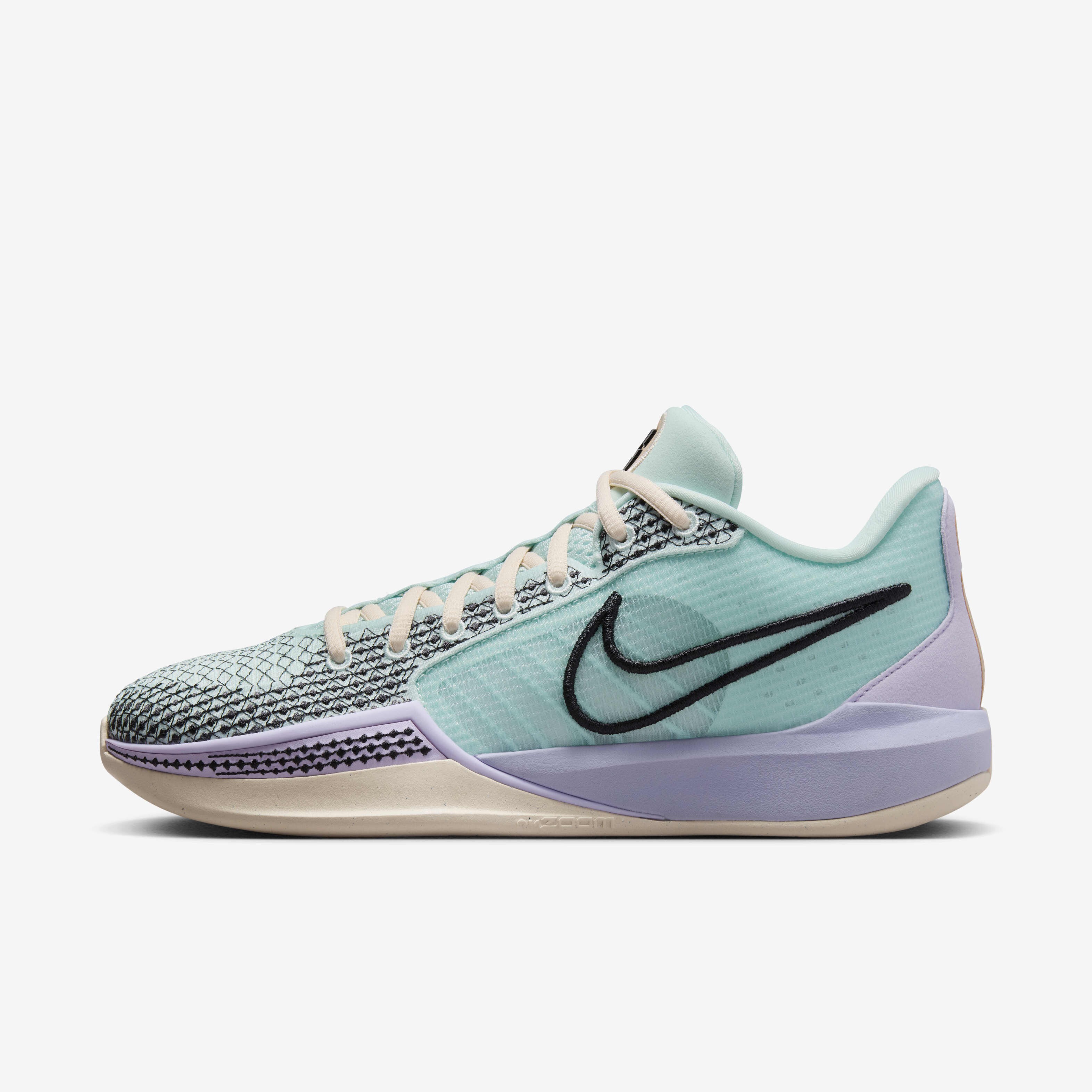 Womans nike basketball shoes hot sale