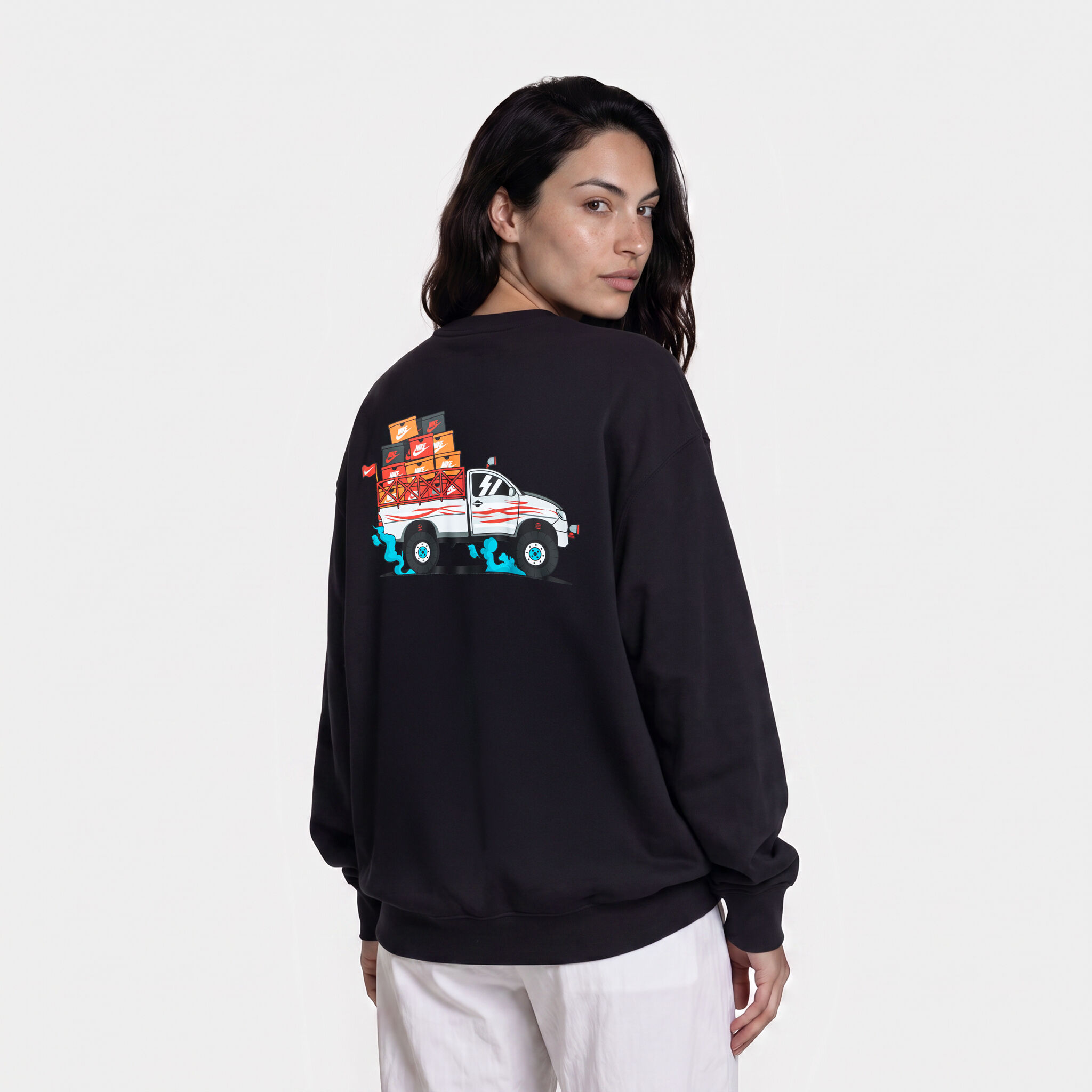 Nike Club - Truck image number 2