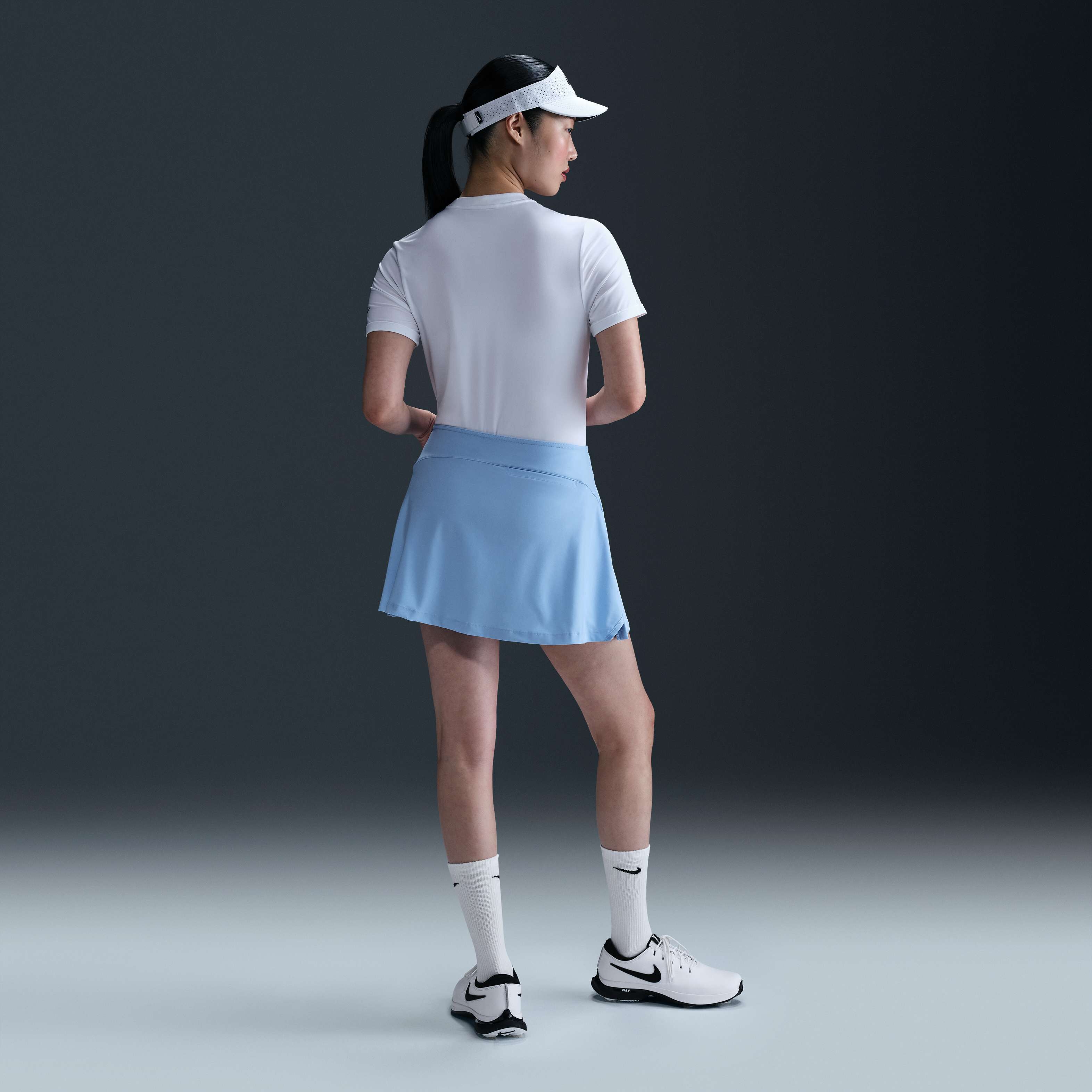 Nike Tour image number 3