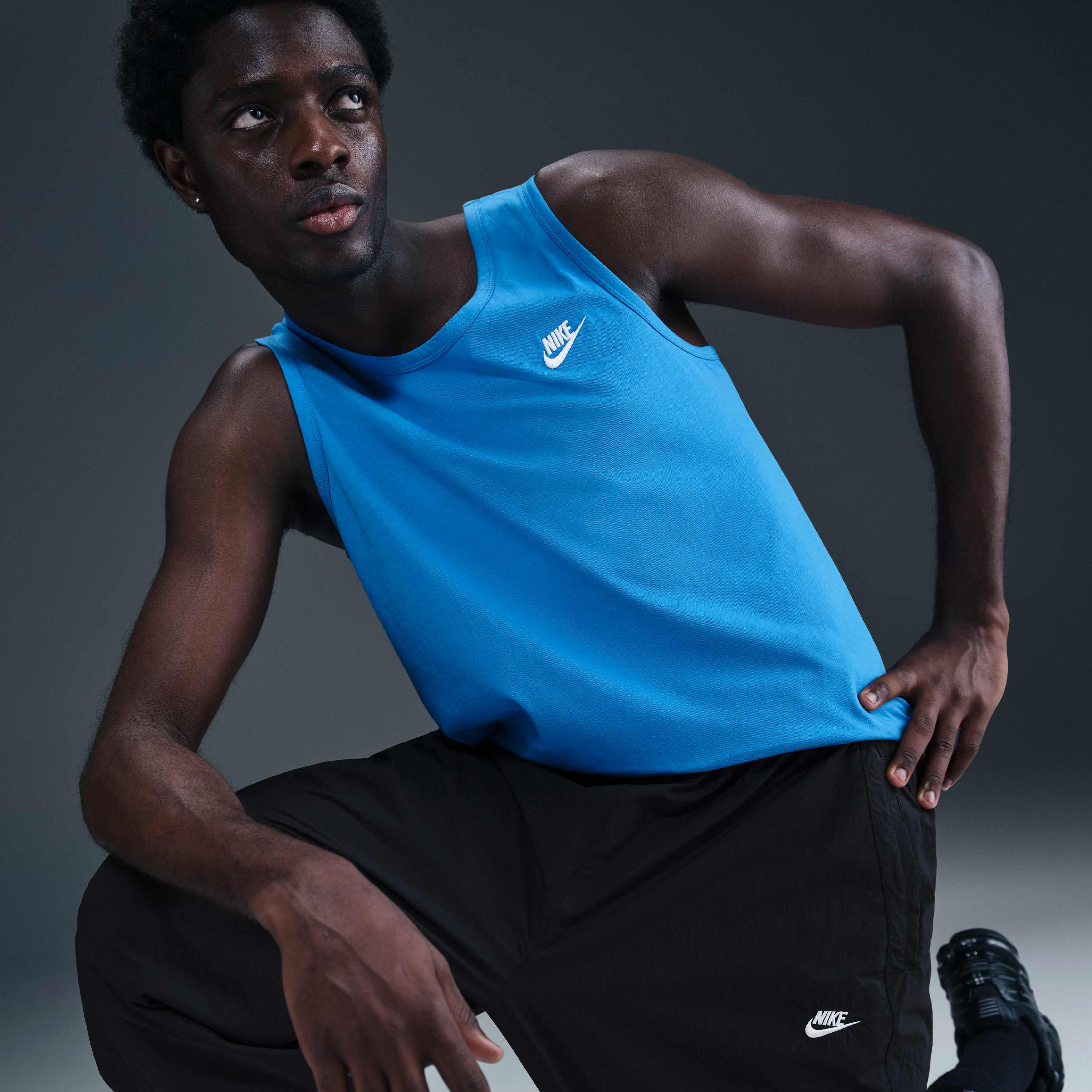 Nike Sportswear Club image number 2
