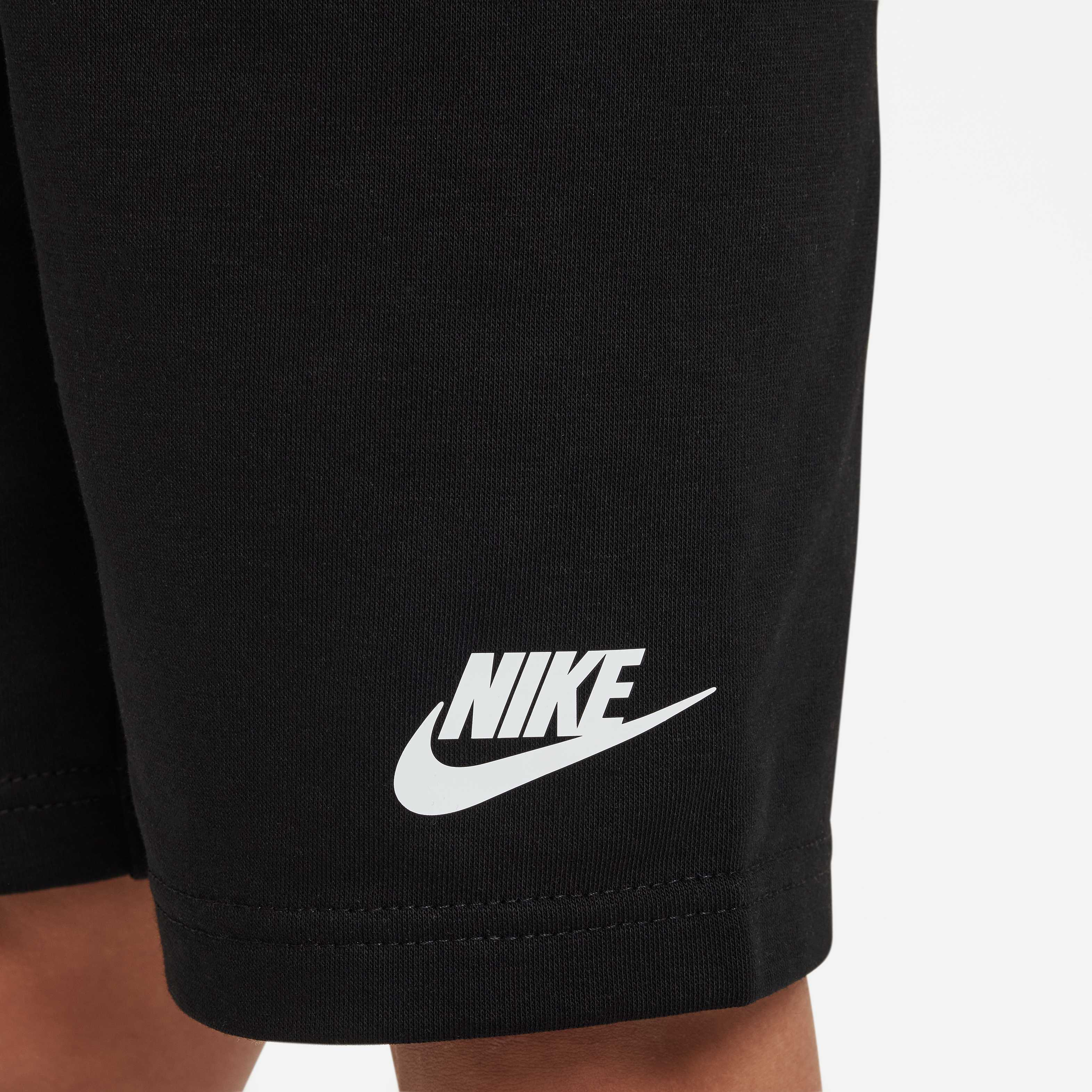 Nike Sportswear image number 3