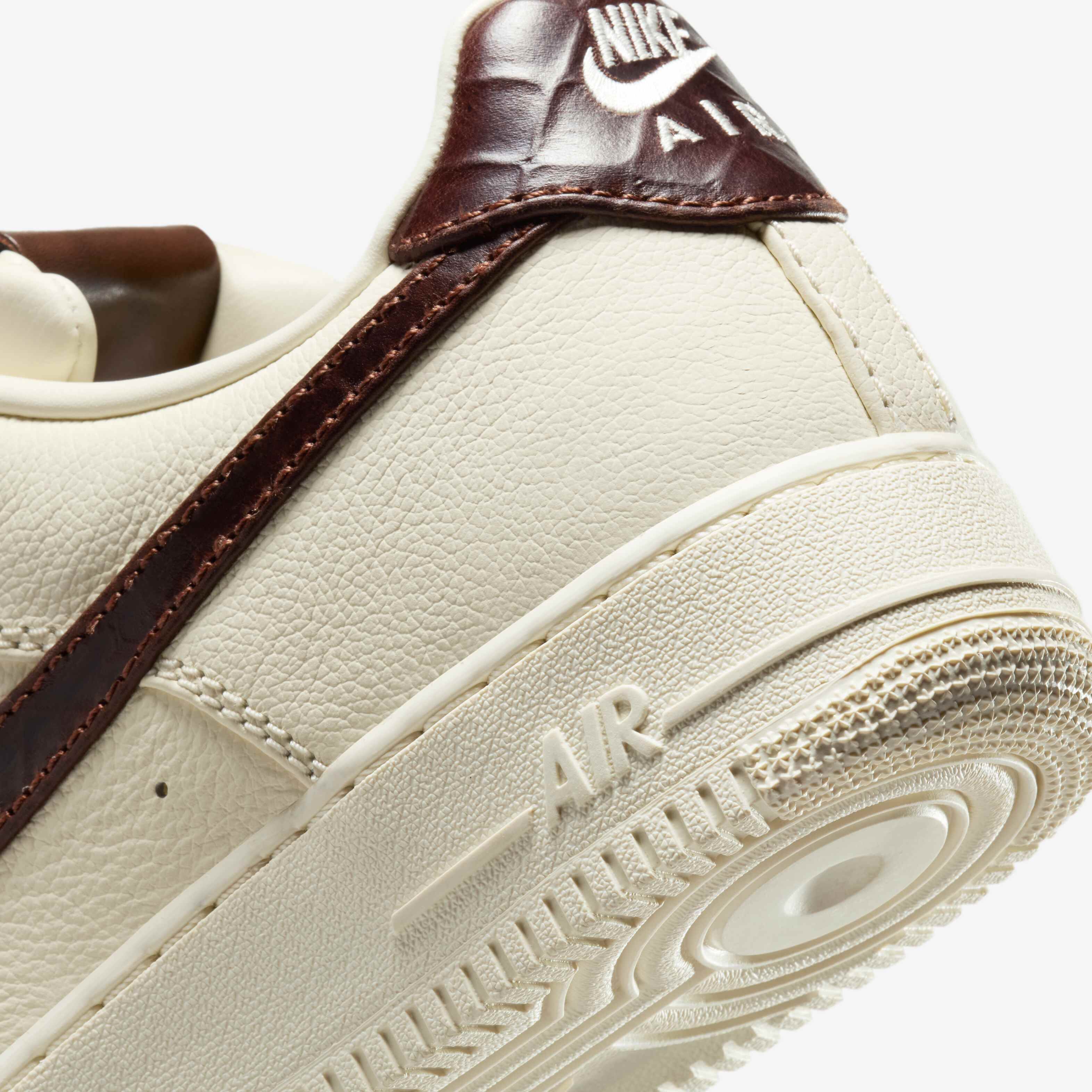 Nike Air Force 1 '07 image number 7