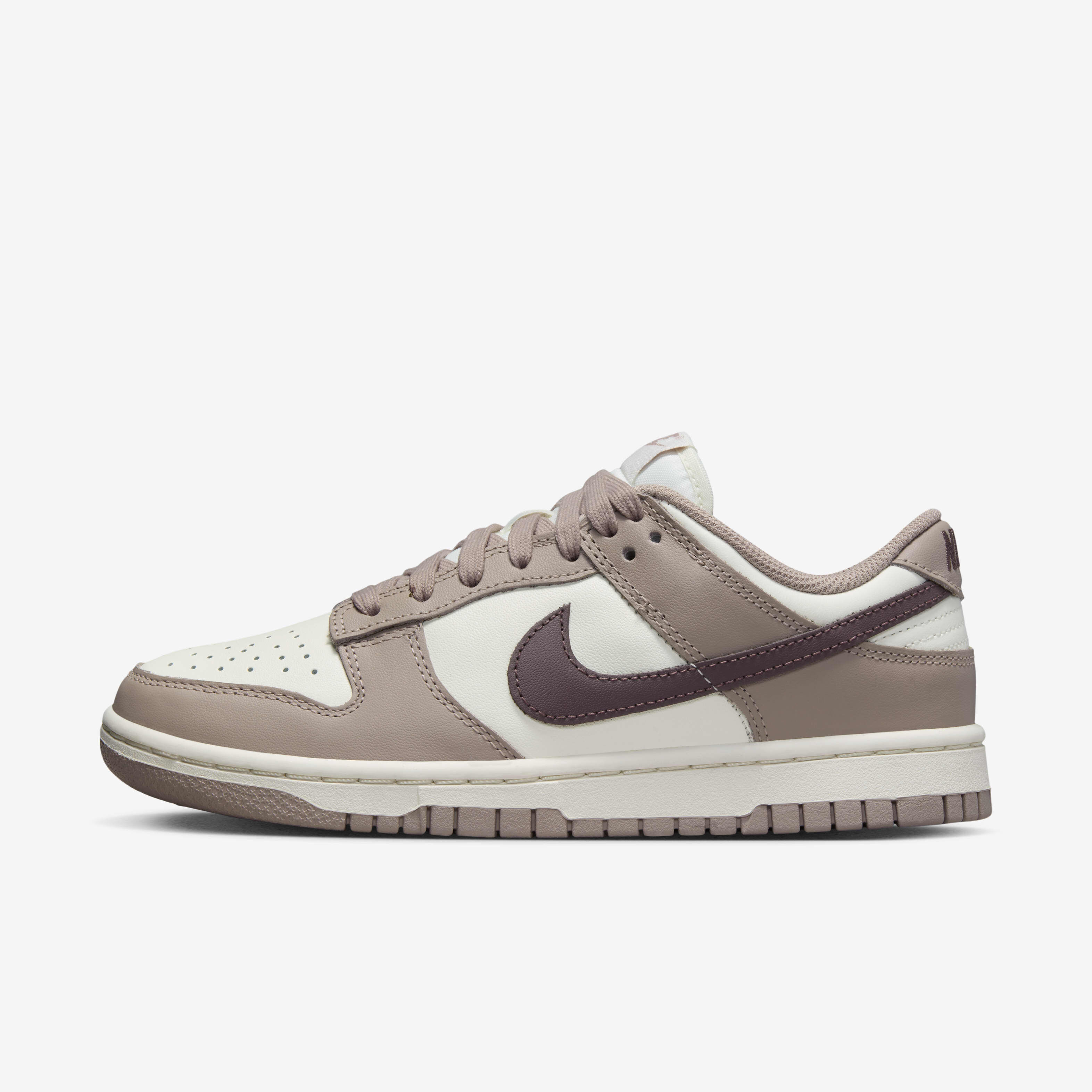 Nike Dunk Low image number 0