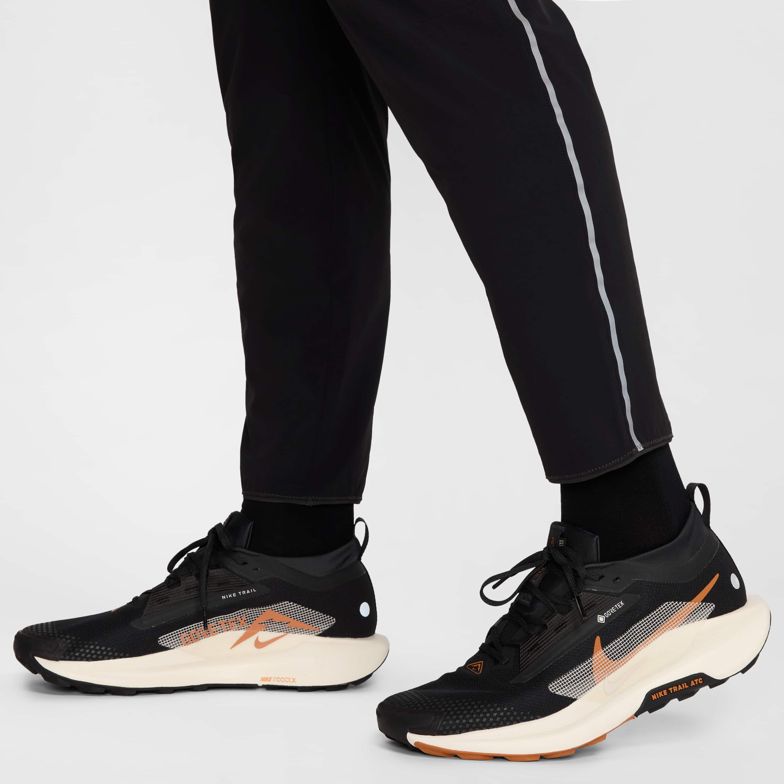 Nike Running Division image number 6