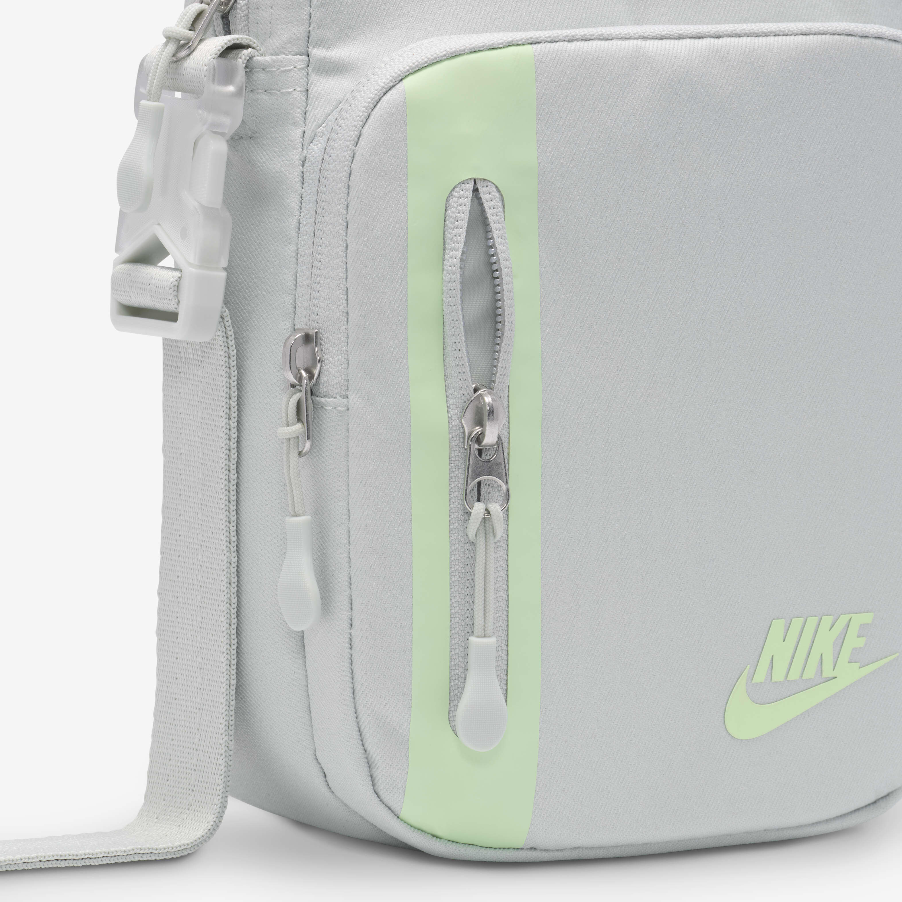Nike new release bag hotsell
