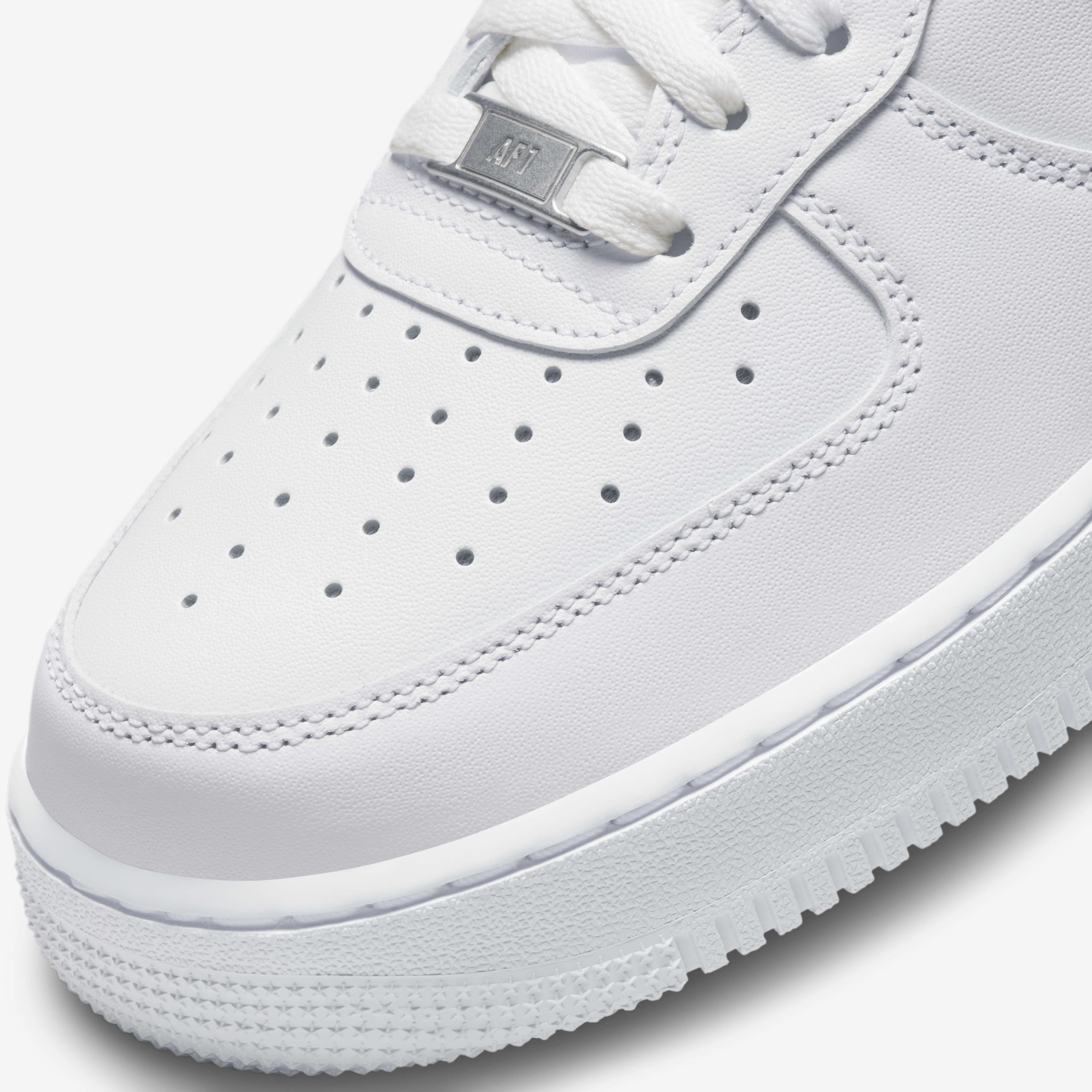Buy Nike Air Force 1 07 Men s Shoes Nike Saudi Official
