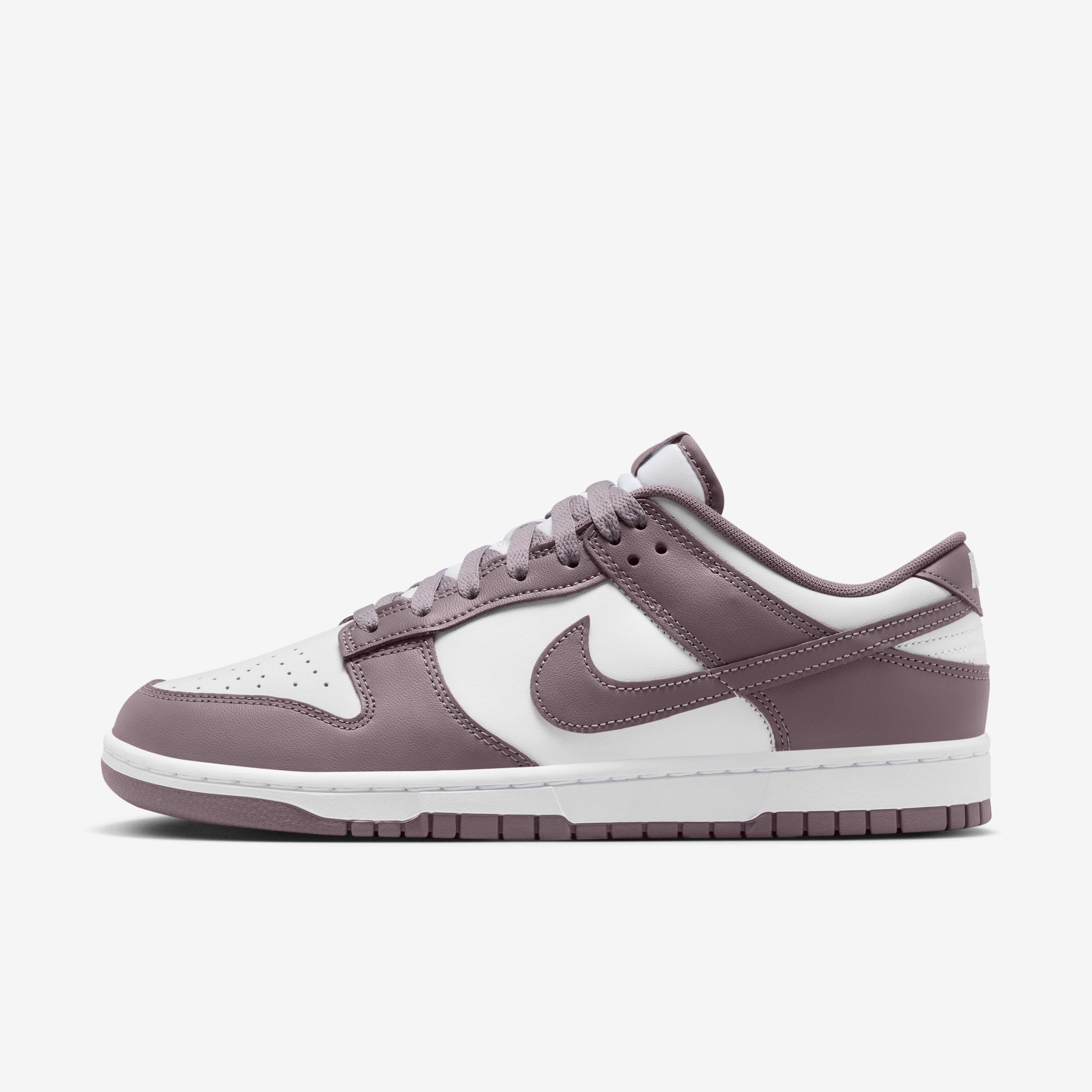 Buy Nike Dunk Low Retro Men s Shoes Nike Saudi Official