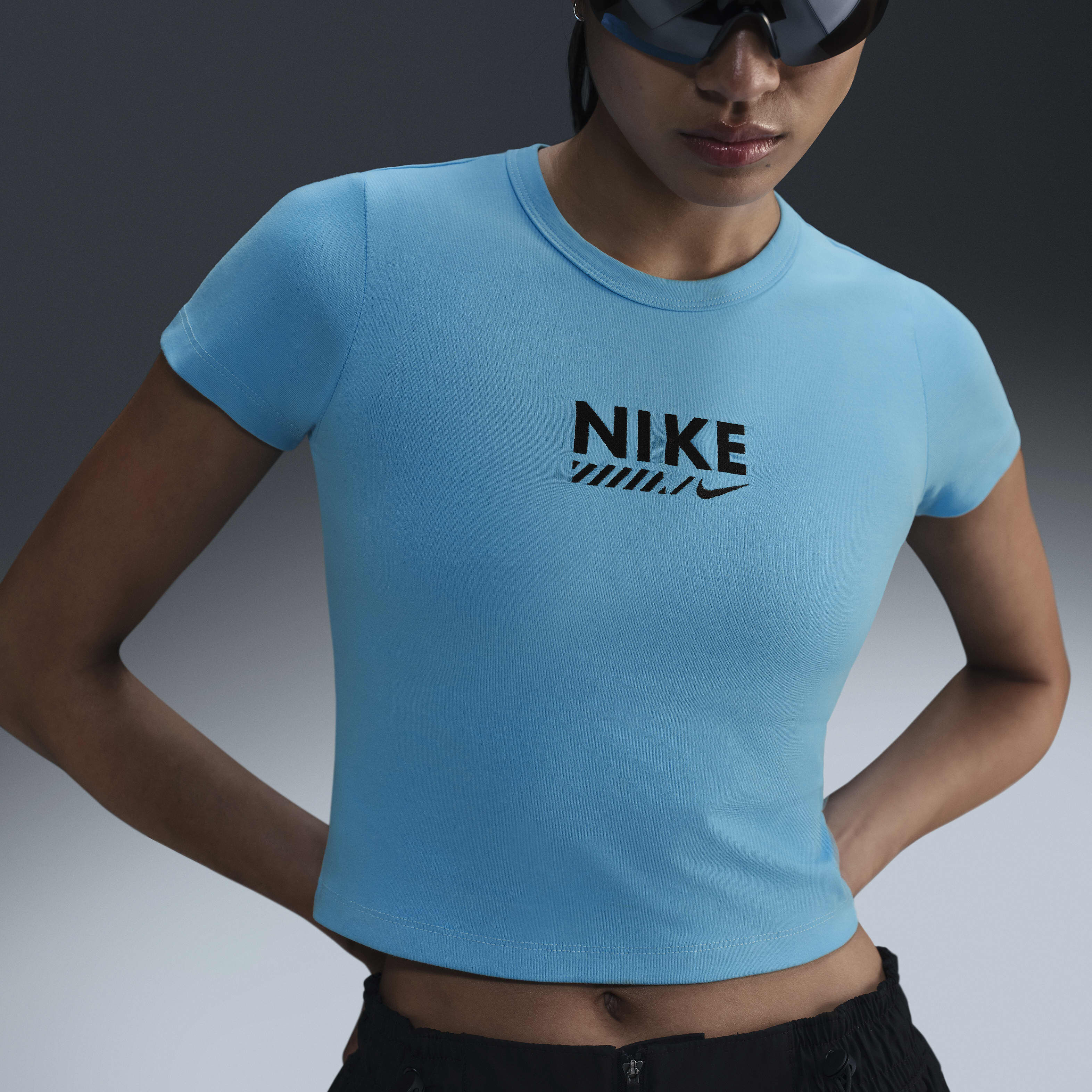 Buy Nike Sportswear Women s Cropped T Shirt Nike Saudi Official
