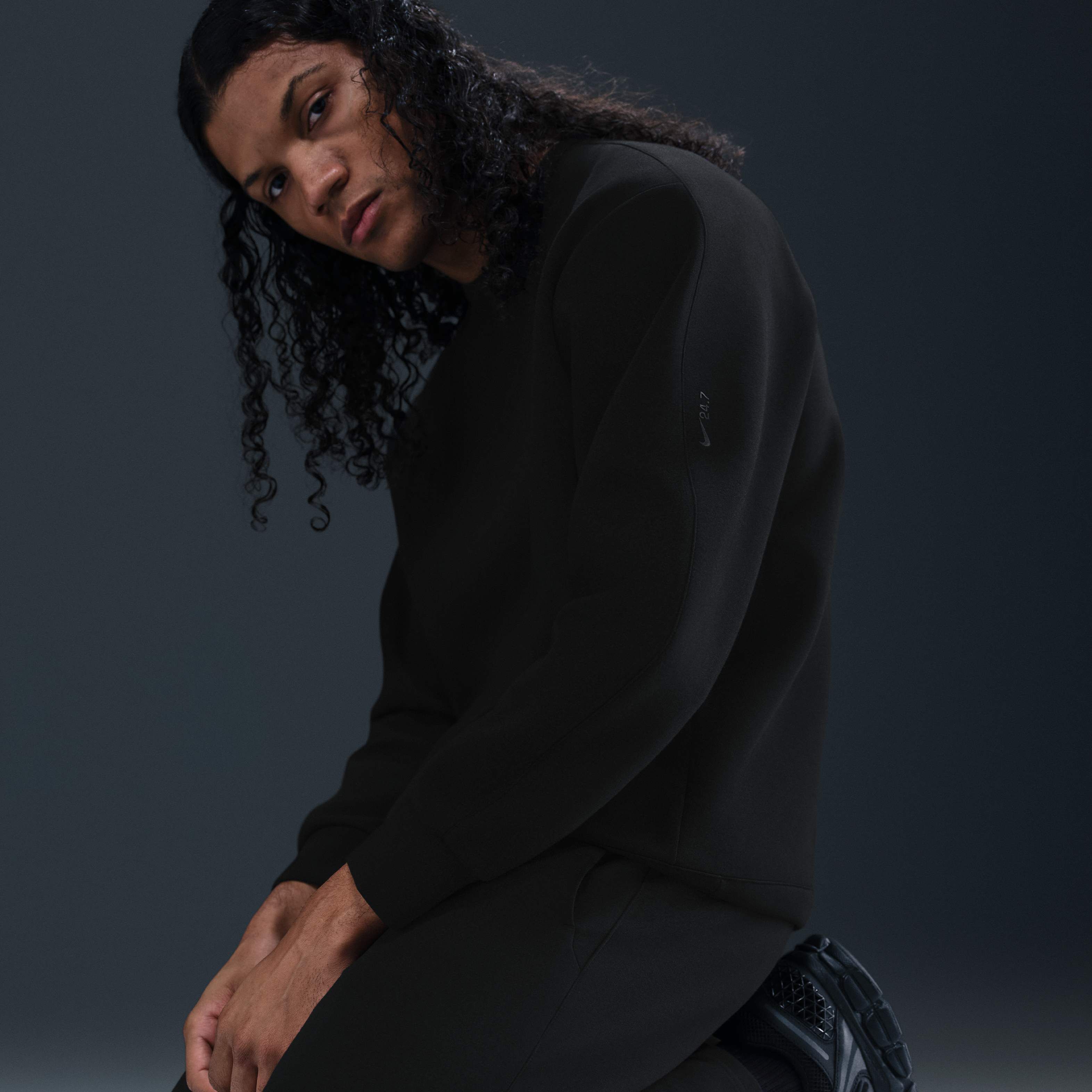 نايكي 24.7 امبوسبلي سوفت image number 4