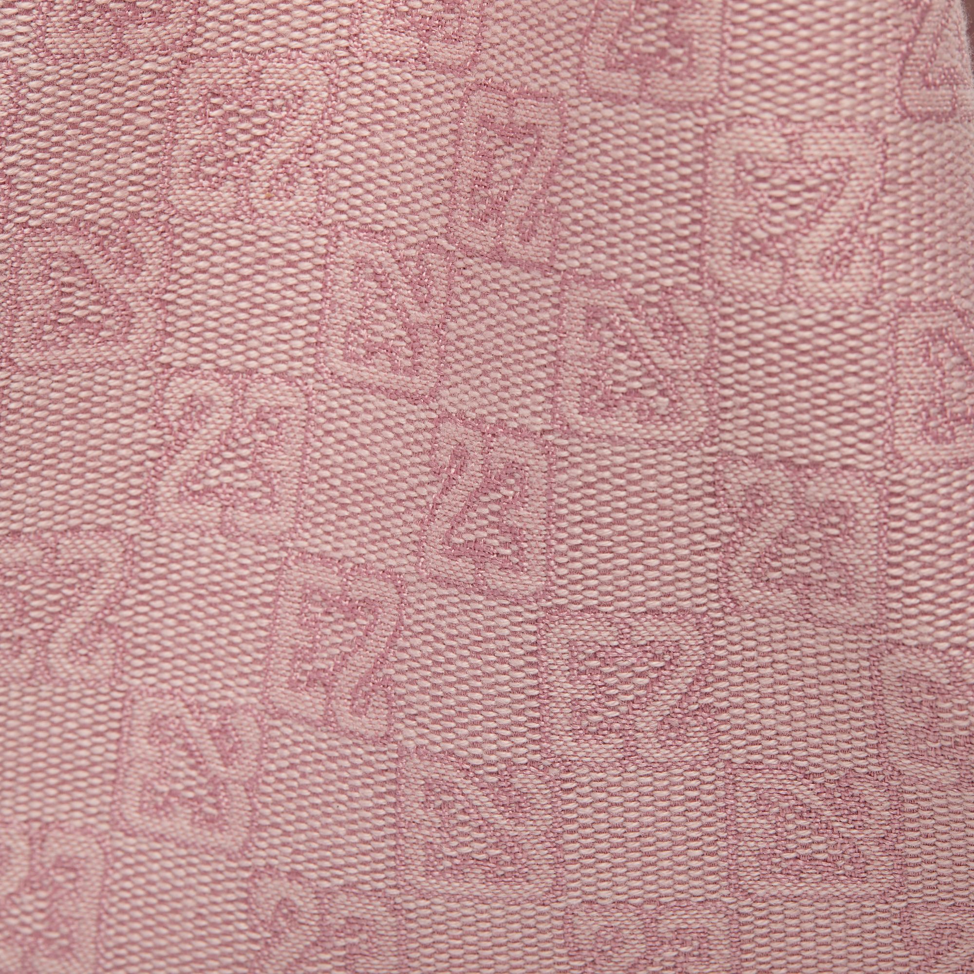 Zoom image