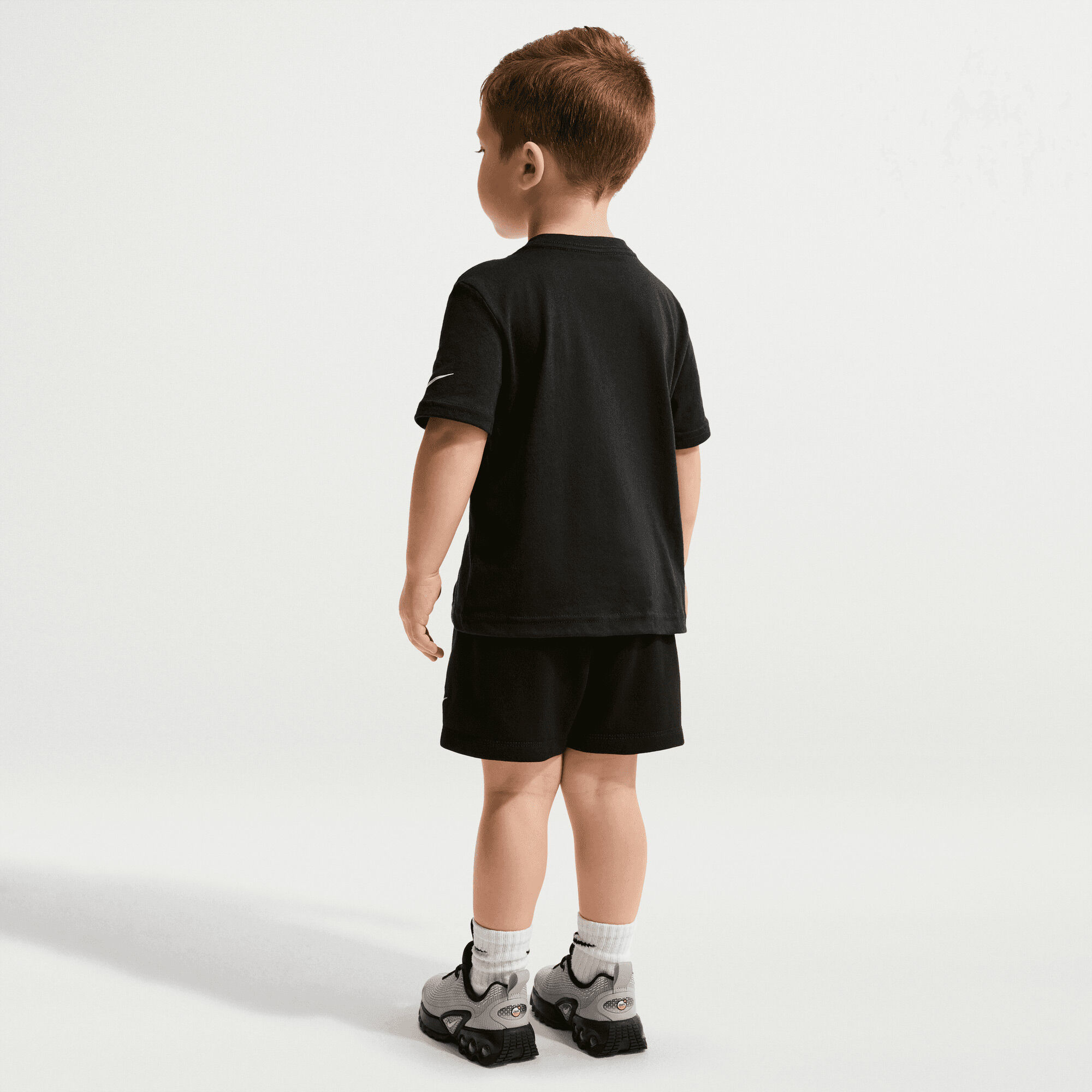 نايكي image number 1