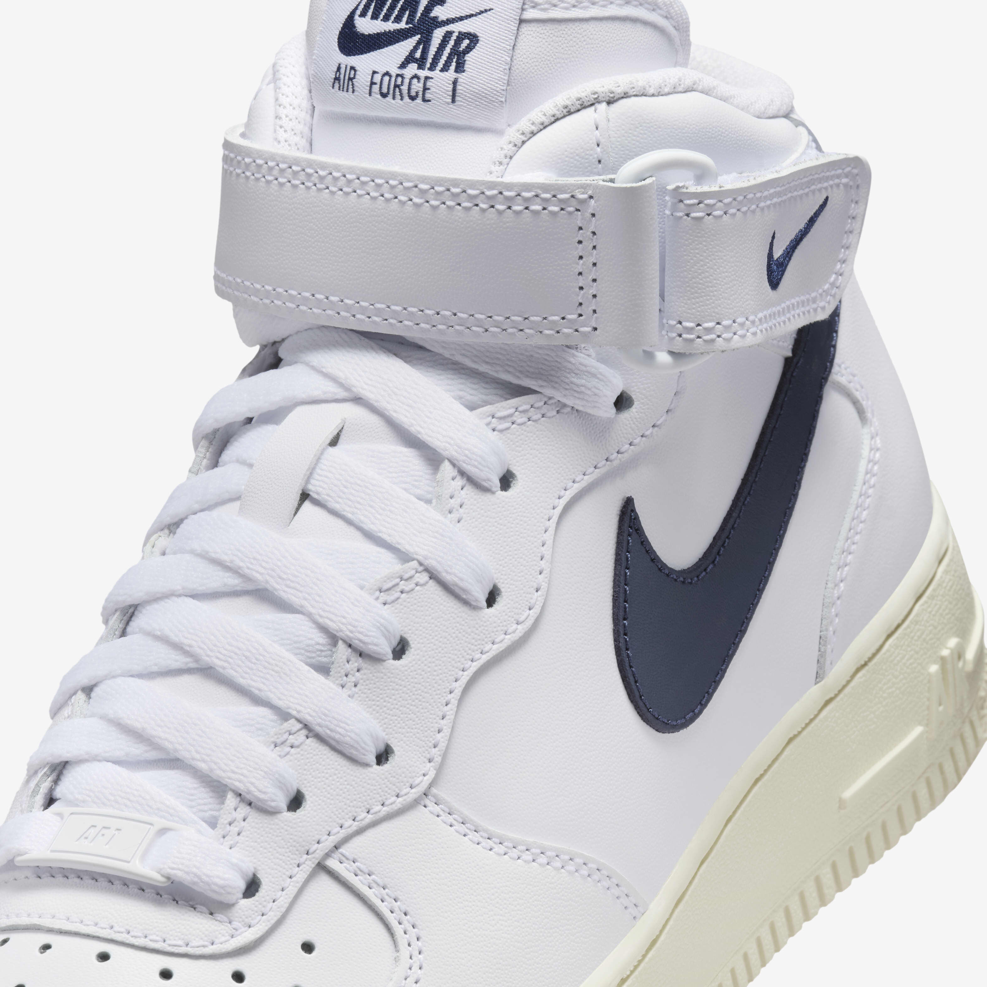 Womens mid air force 1 on sale