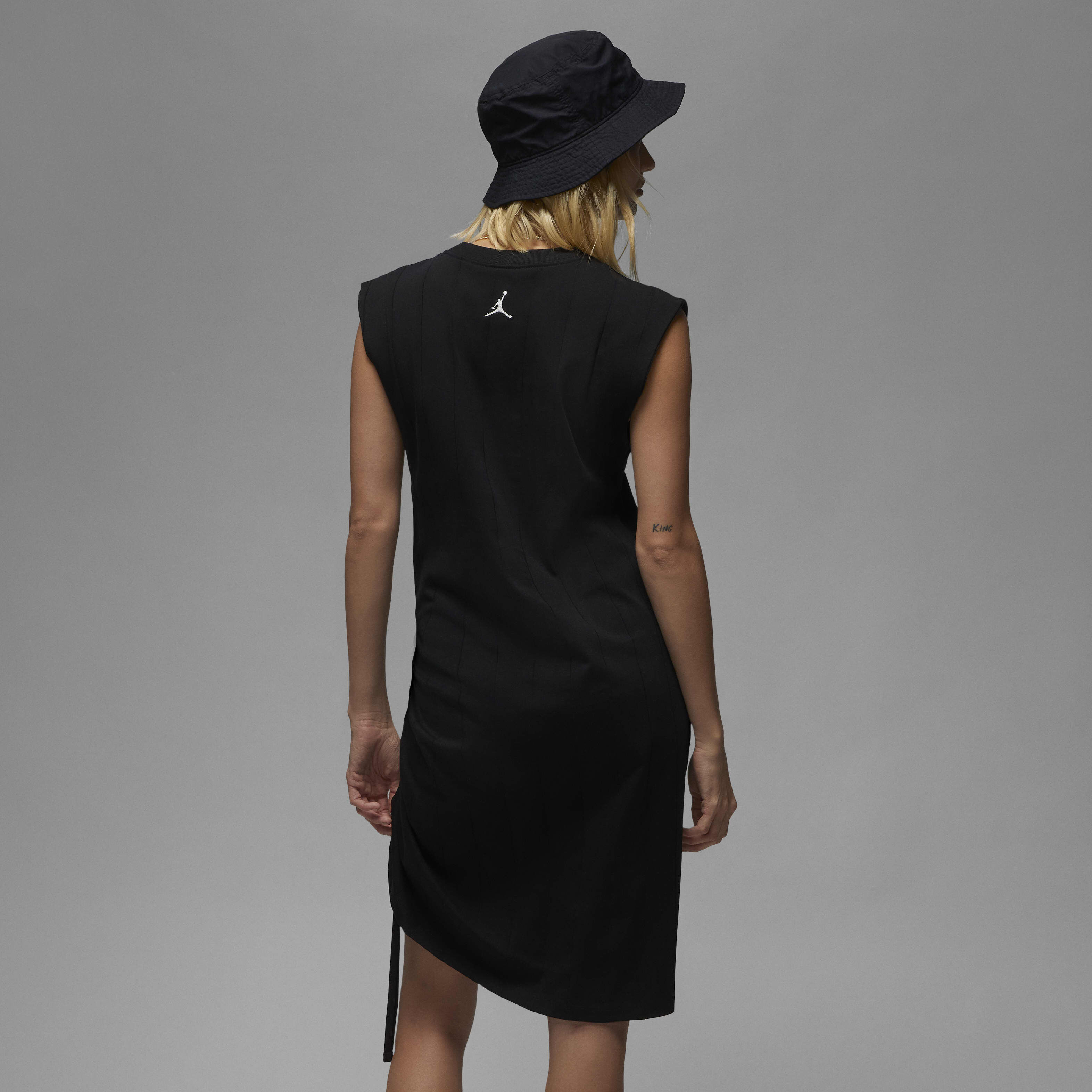 Jordan Femme image number 1