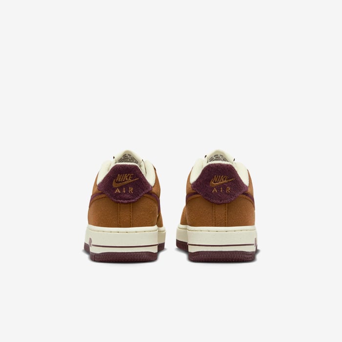 Nike Air Force 1 LV8 image number 5 Nike Air Force 1 LV8 image number 5