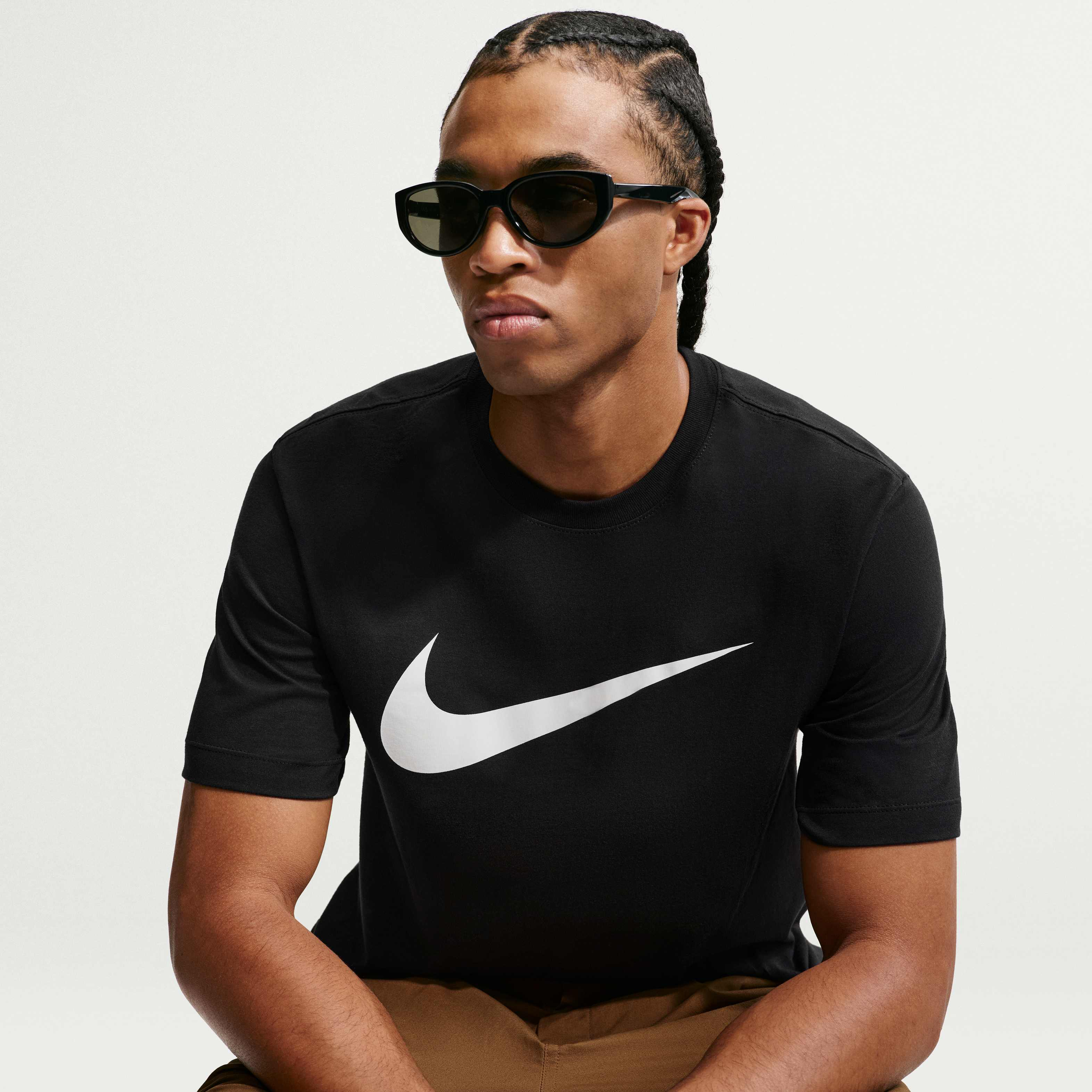 Nike Sportswear Swoosh image number 2