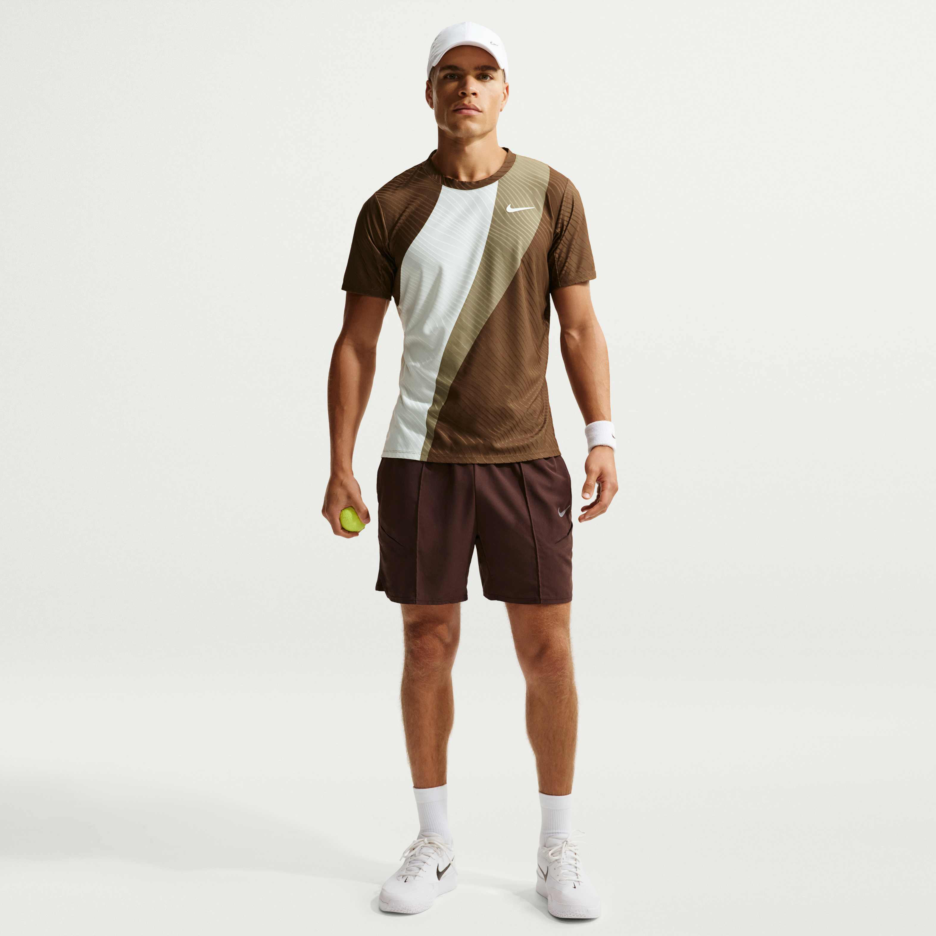NikeCourt Slam image number 3