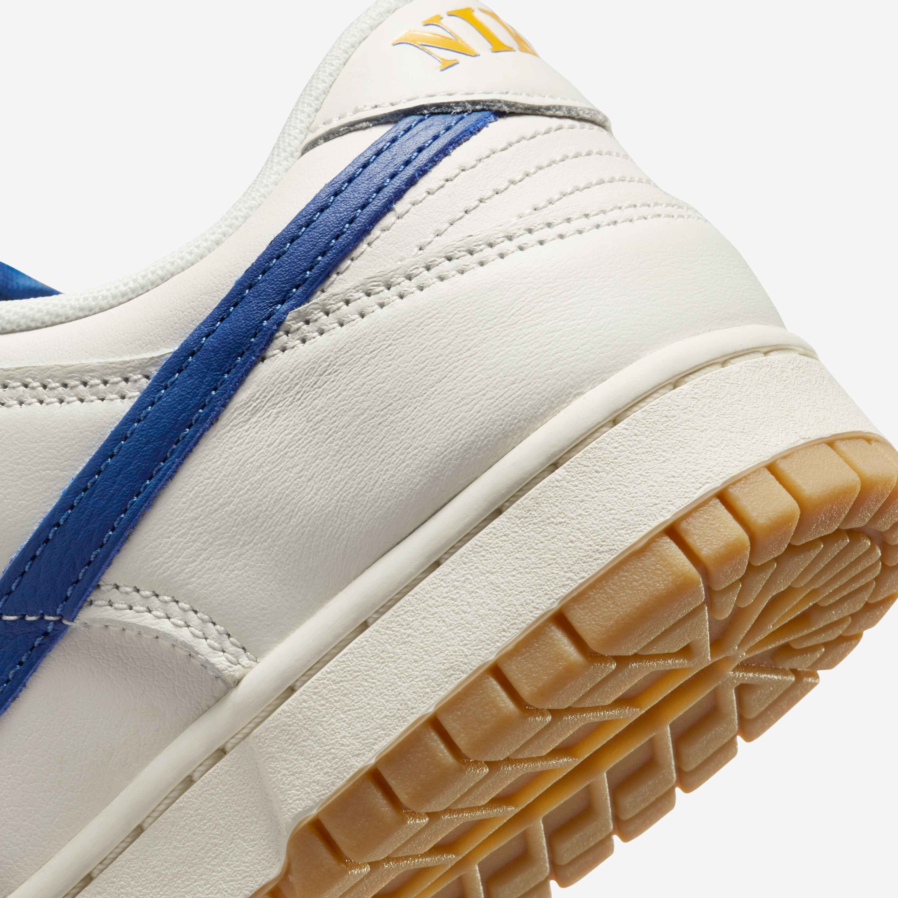 Nike Dunk Low SE image number 7