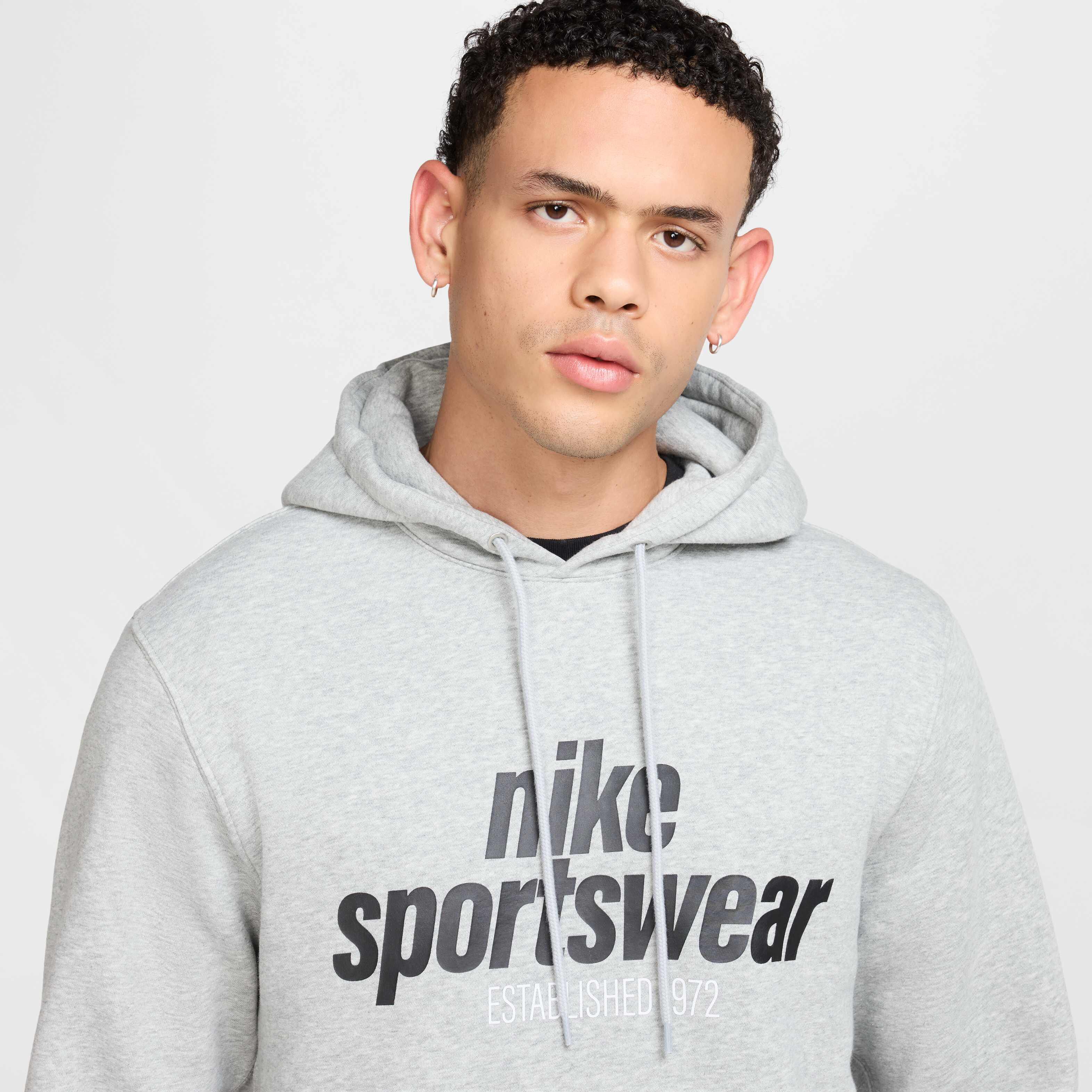 Nike Club image number 2