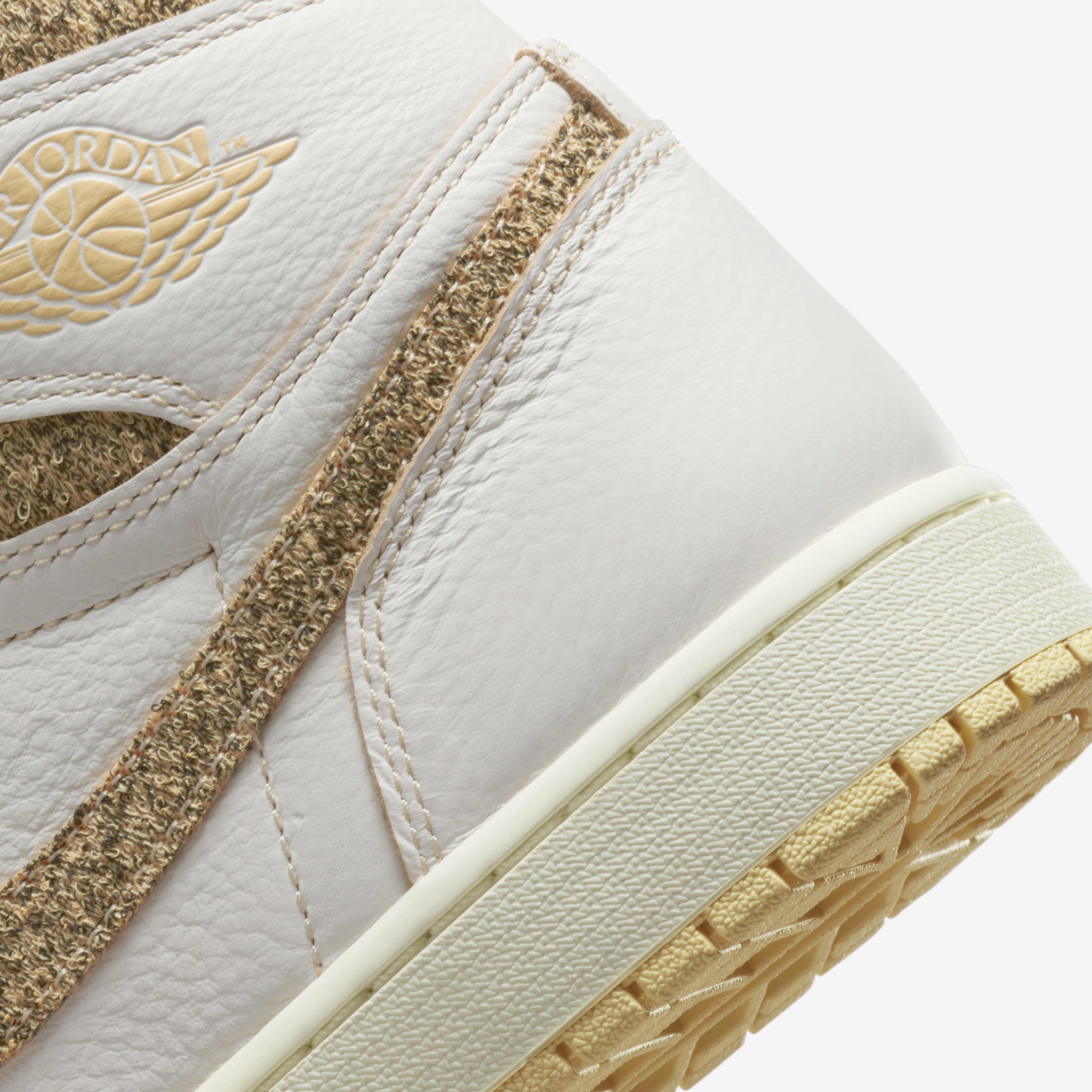 Buy Air Jordan 1 Retro High OG Craft Men's Shoes - Sail