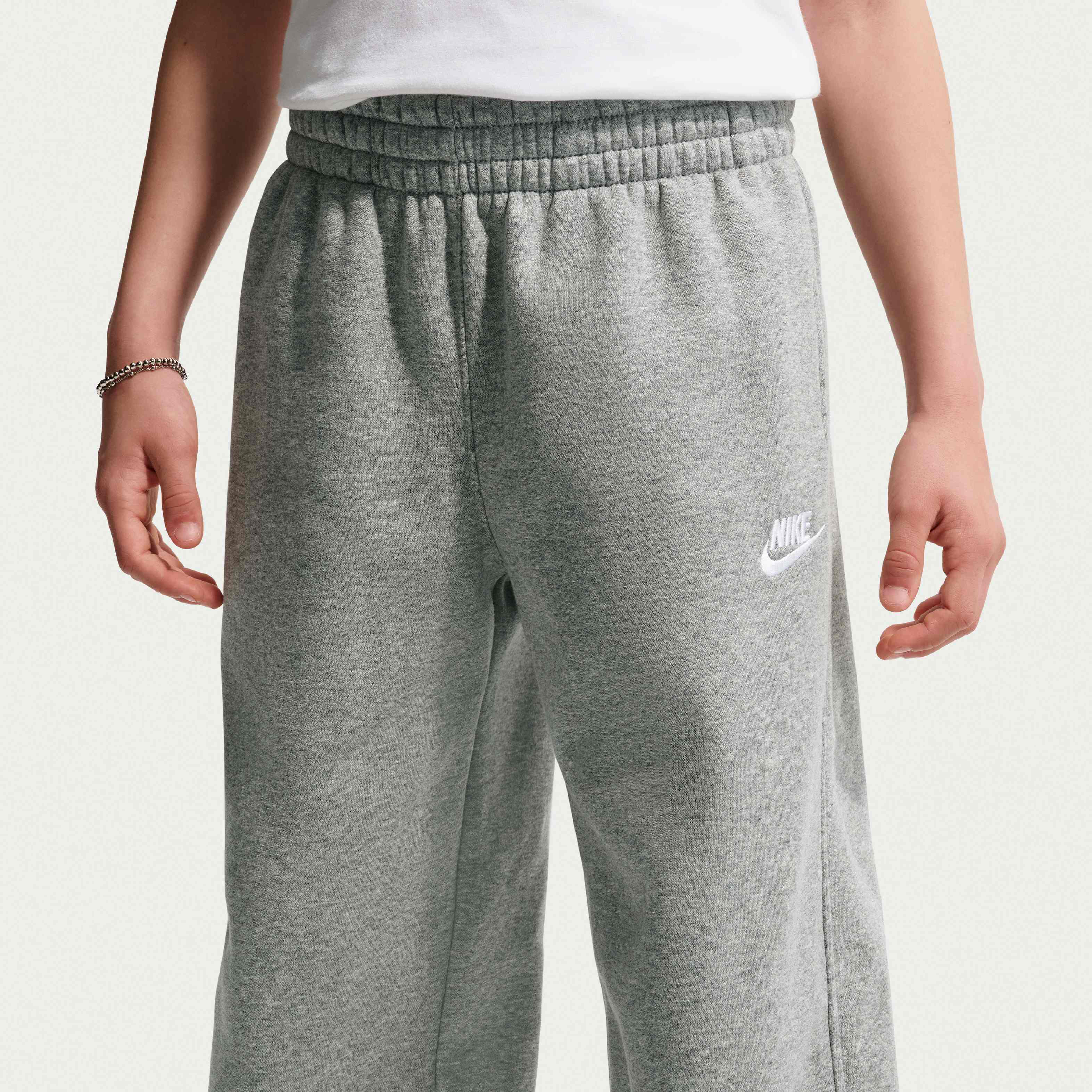 Nike Sportswear image number 2