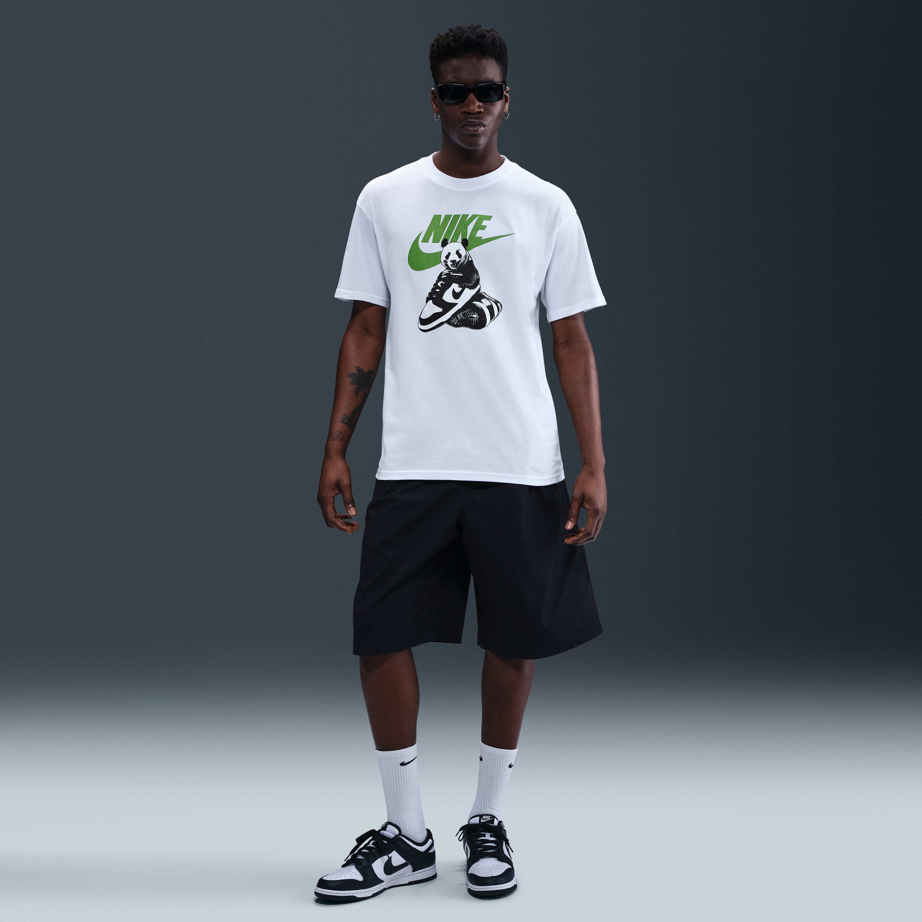 【NIKE】★Tシャツ★ Nike Sportswear Dunk Men's T-Shirt Nike - Men - Embroidered Dunk Patch Tee - White – Nohble