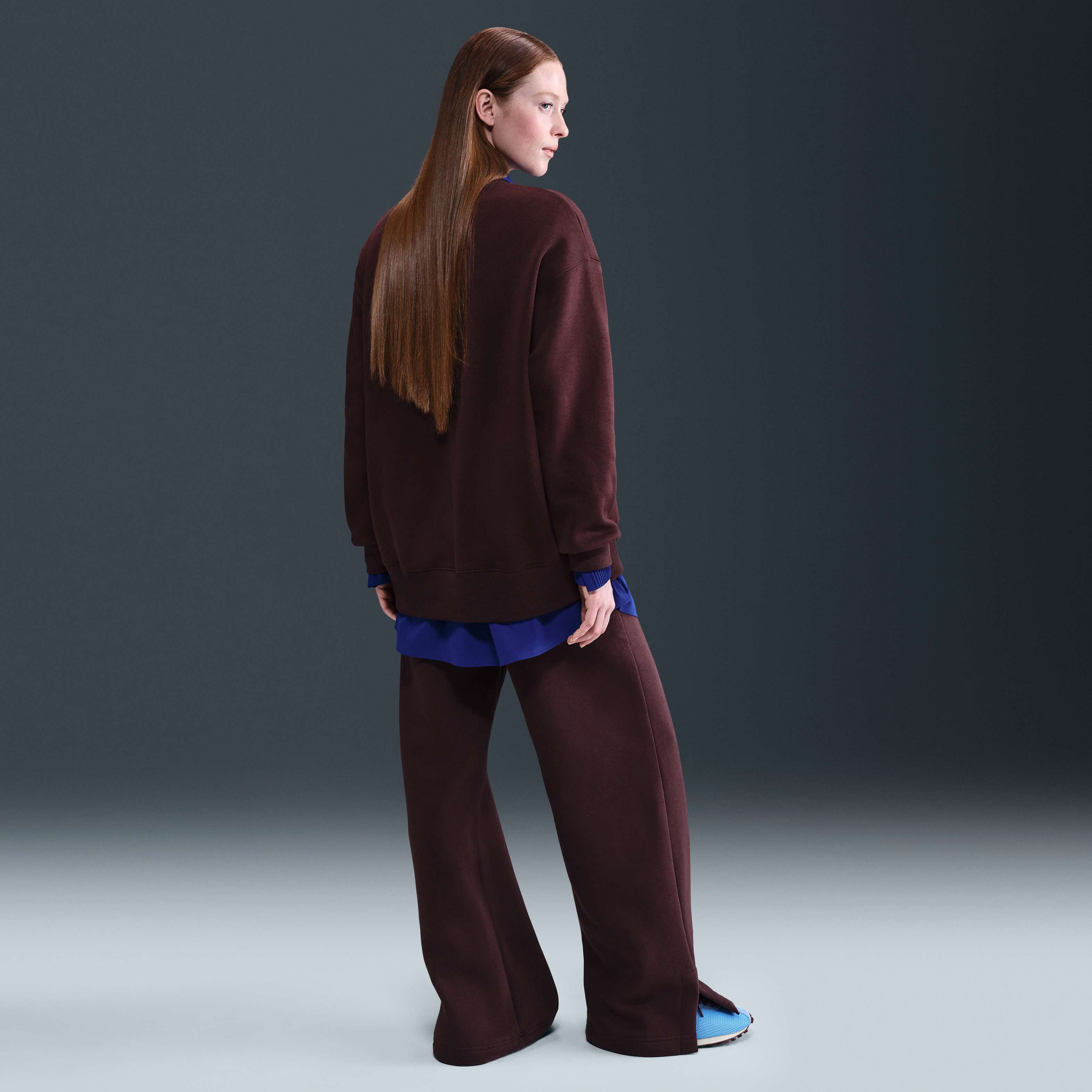 نايكي سبورتسوير فينيكس فليس image number 3