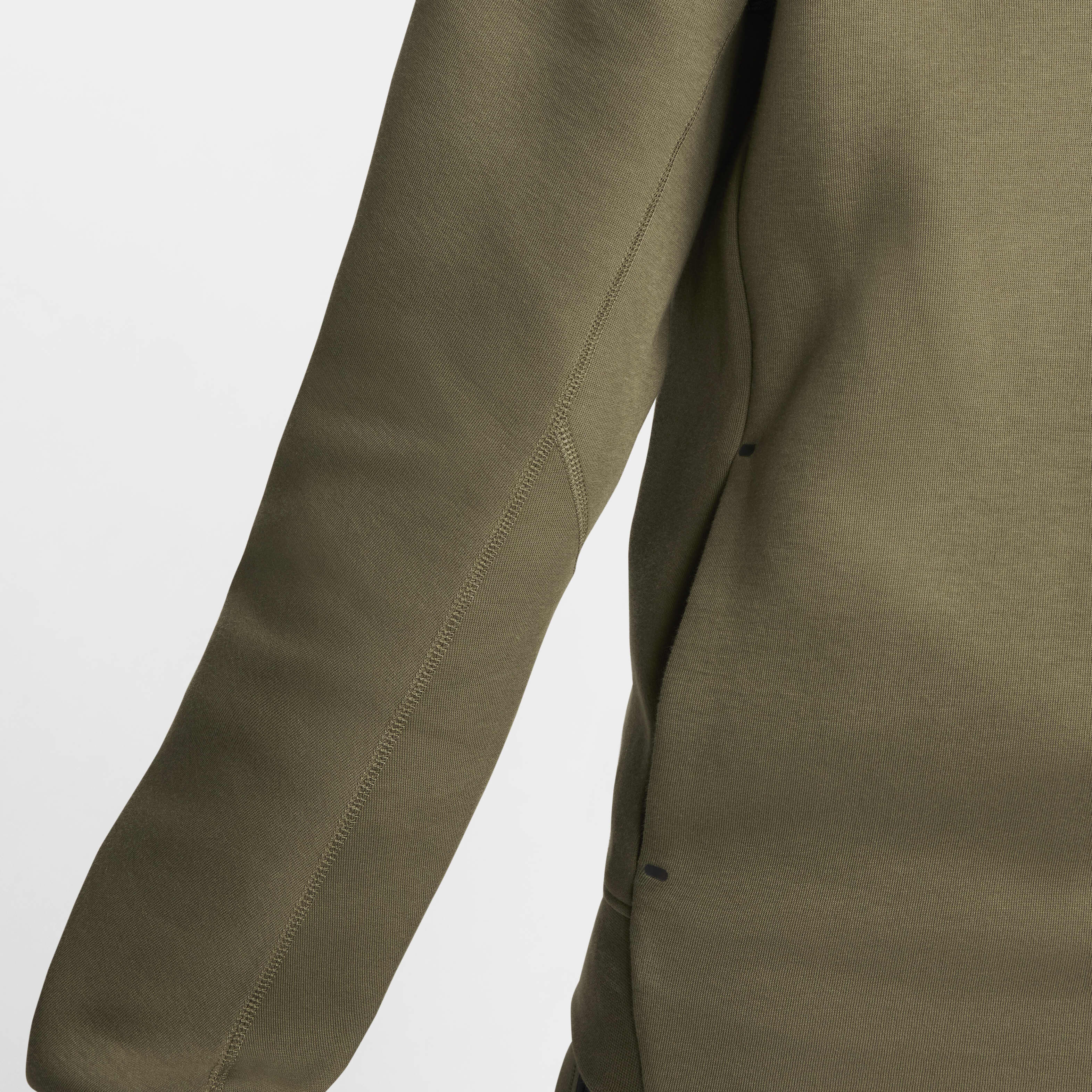 Nike Sportswear Tech Fleece image number 4