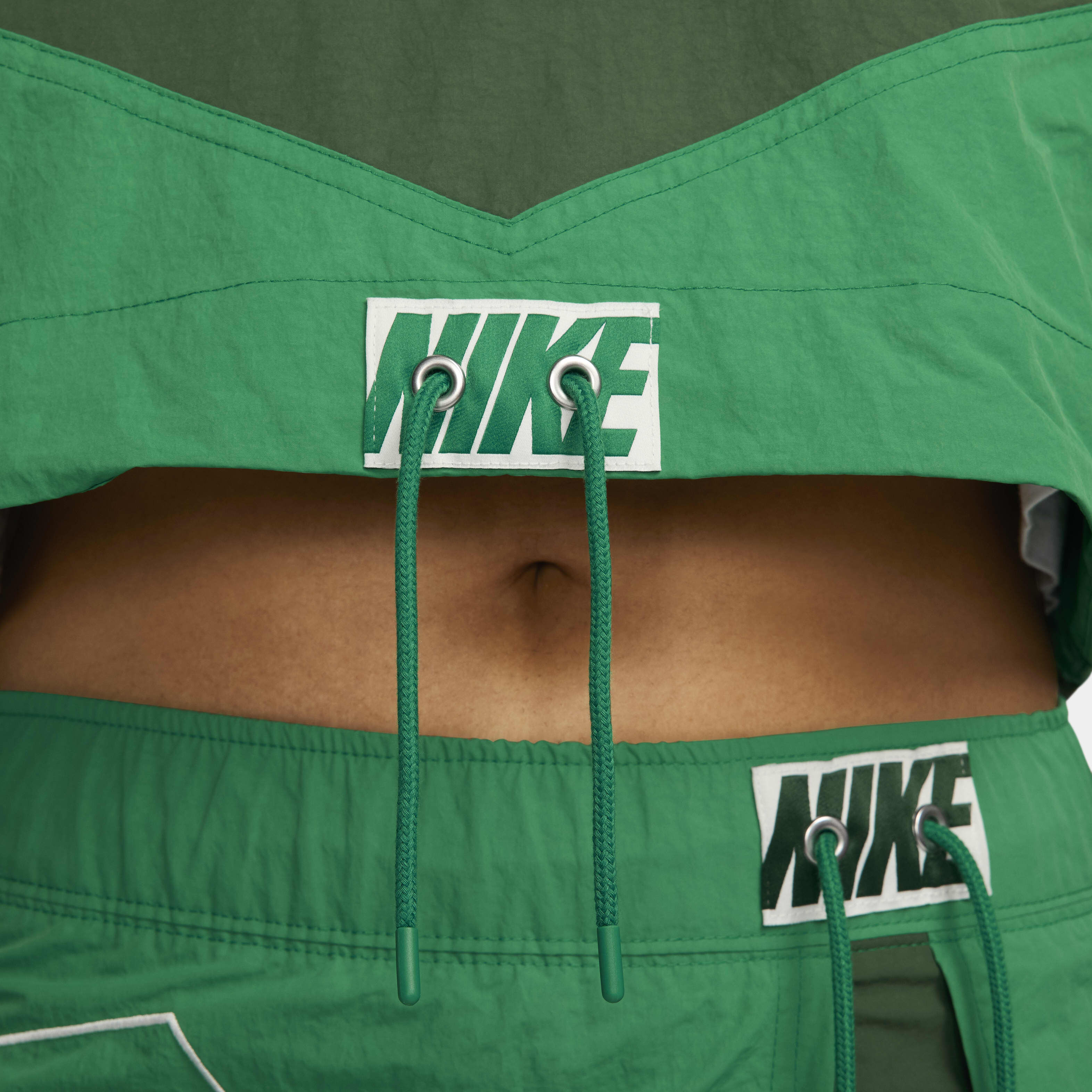 نايكي سبورتسوير image number 4