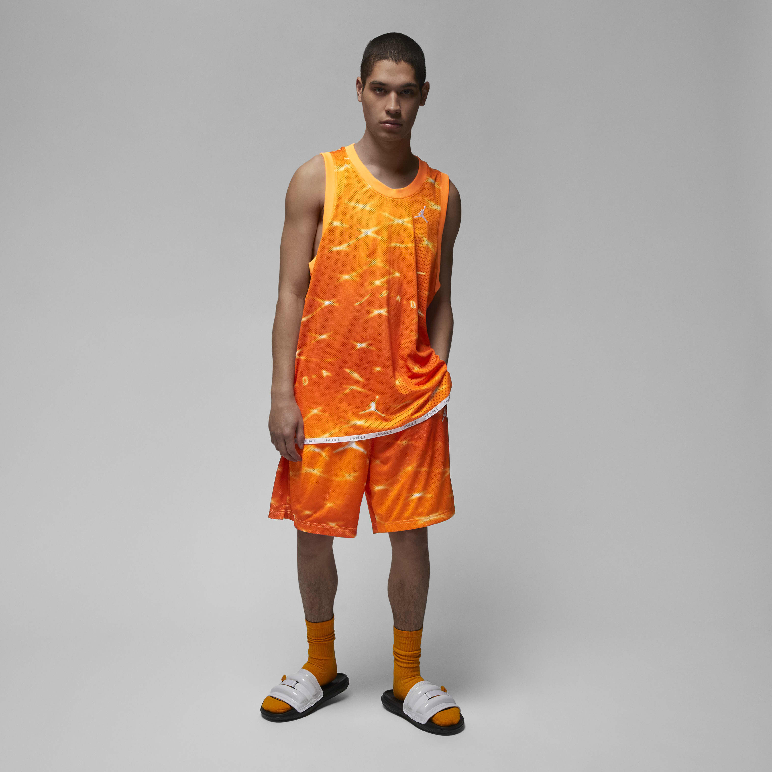 Jordan Essentials image number 4