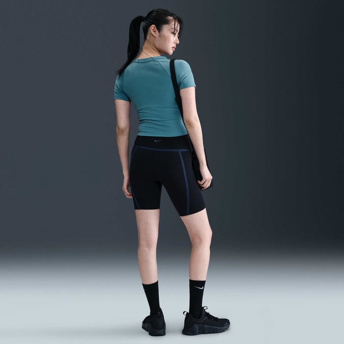 Nike One Fitted image number 4 Nike One Fitted image number 4