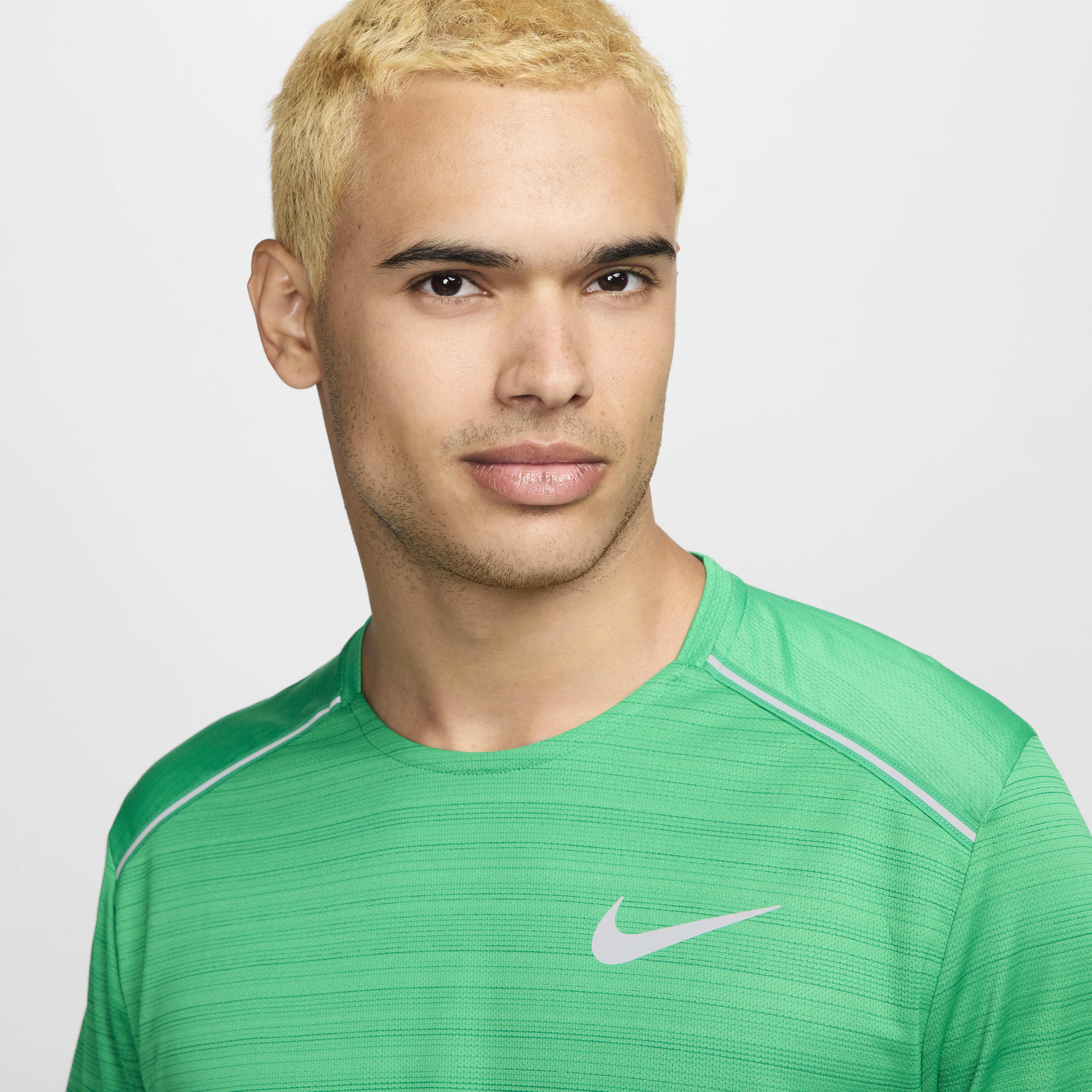 Nike Miler image number 2