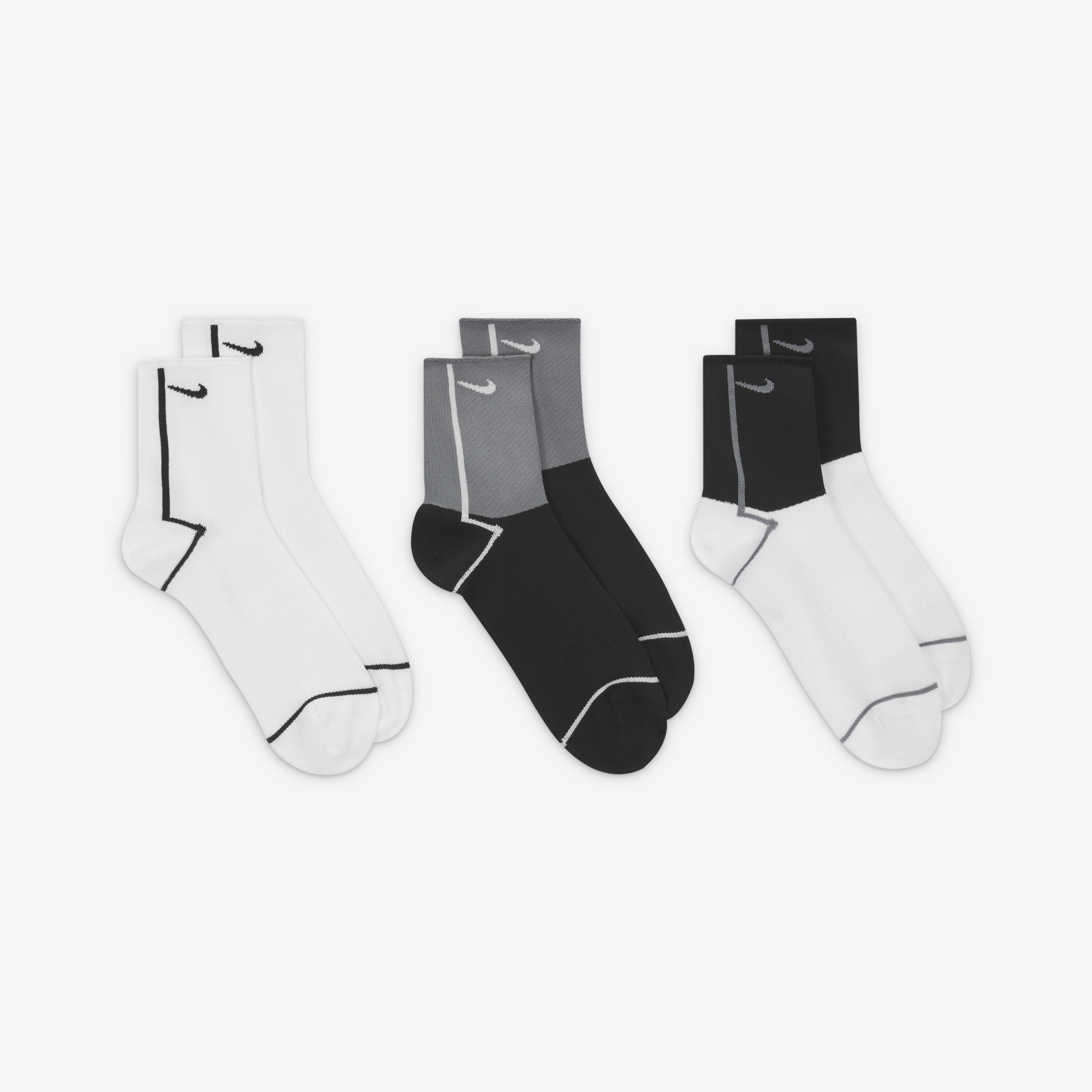 نايكي ايفريداي بلاس لايتويت image number 2