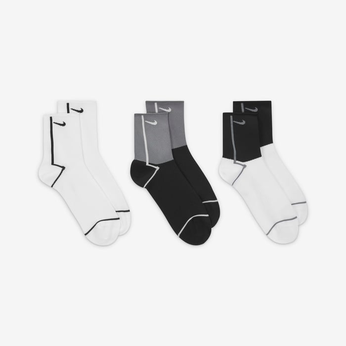 Nike Everyday Plus Lightweight image number 2 Nike Everyday Plus Lightweight image number 2