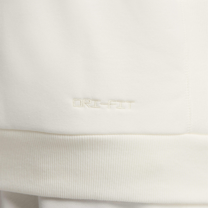 Nike Standard Issue image number 8 Nike Standard Issue image number 8
