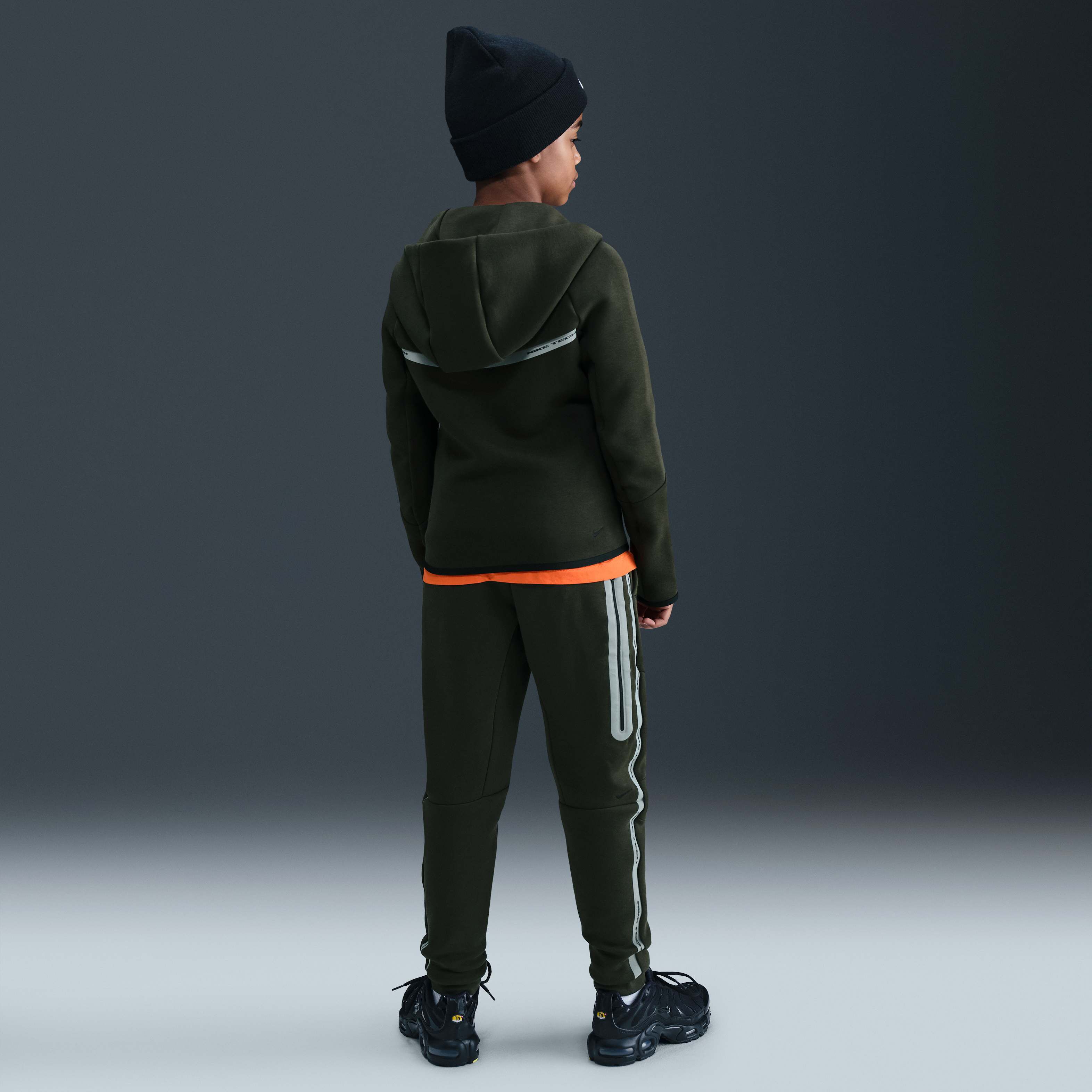 نايكي سبورتسوير تك فليس image number 5