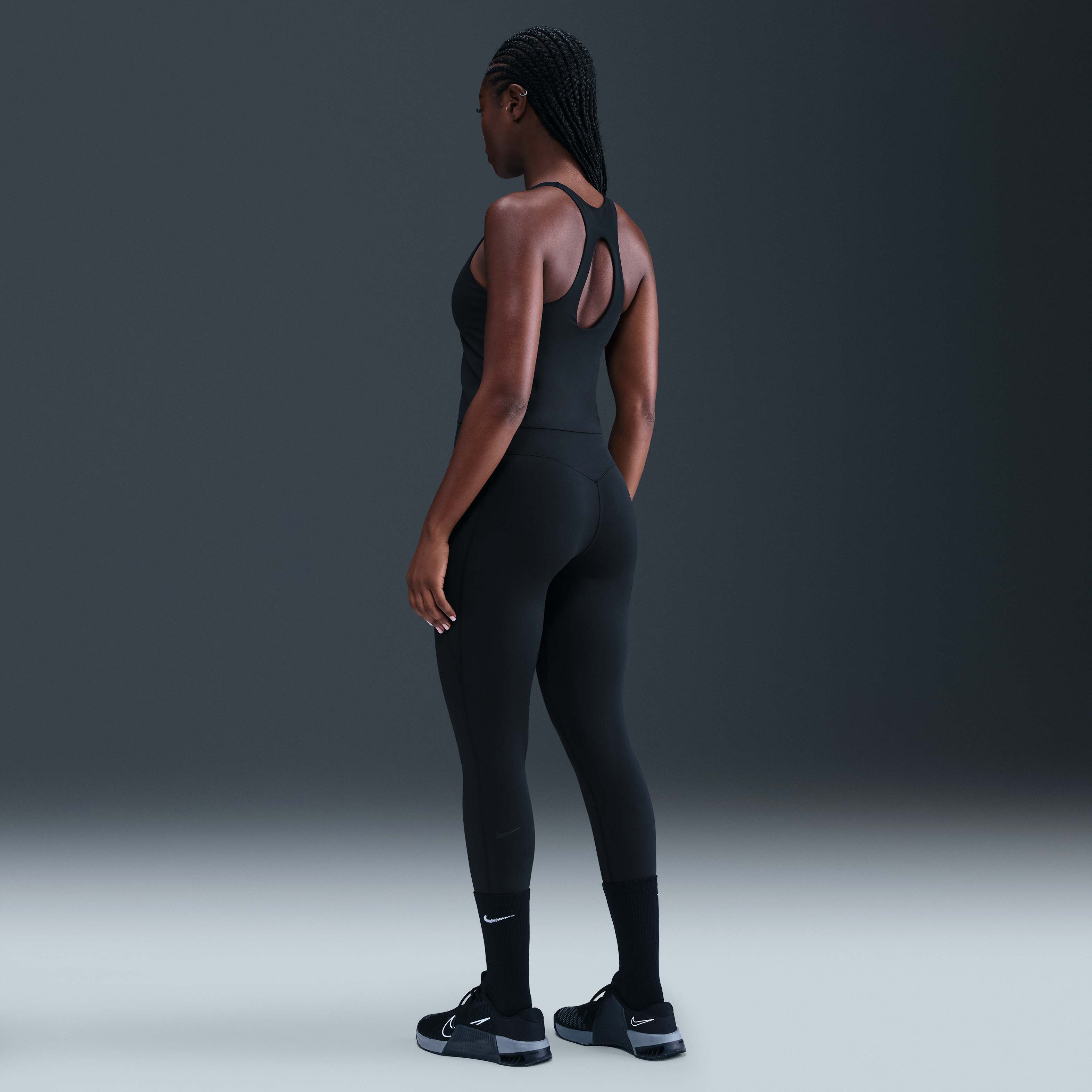 نايكي يونيفيرسا image number 4