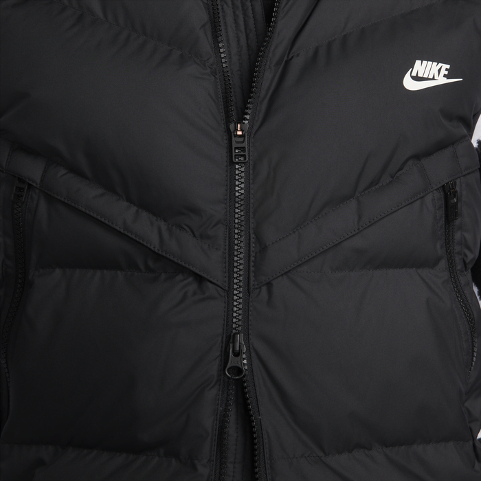 Shop Storm FIT Windrunner Men s PRIMALOFT Insulated Gilet Nike KSA