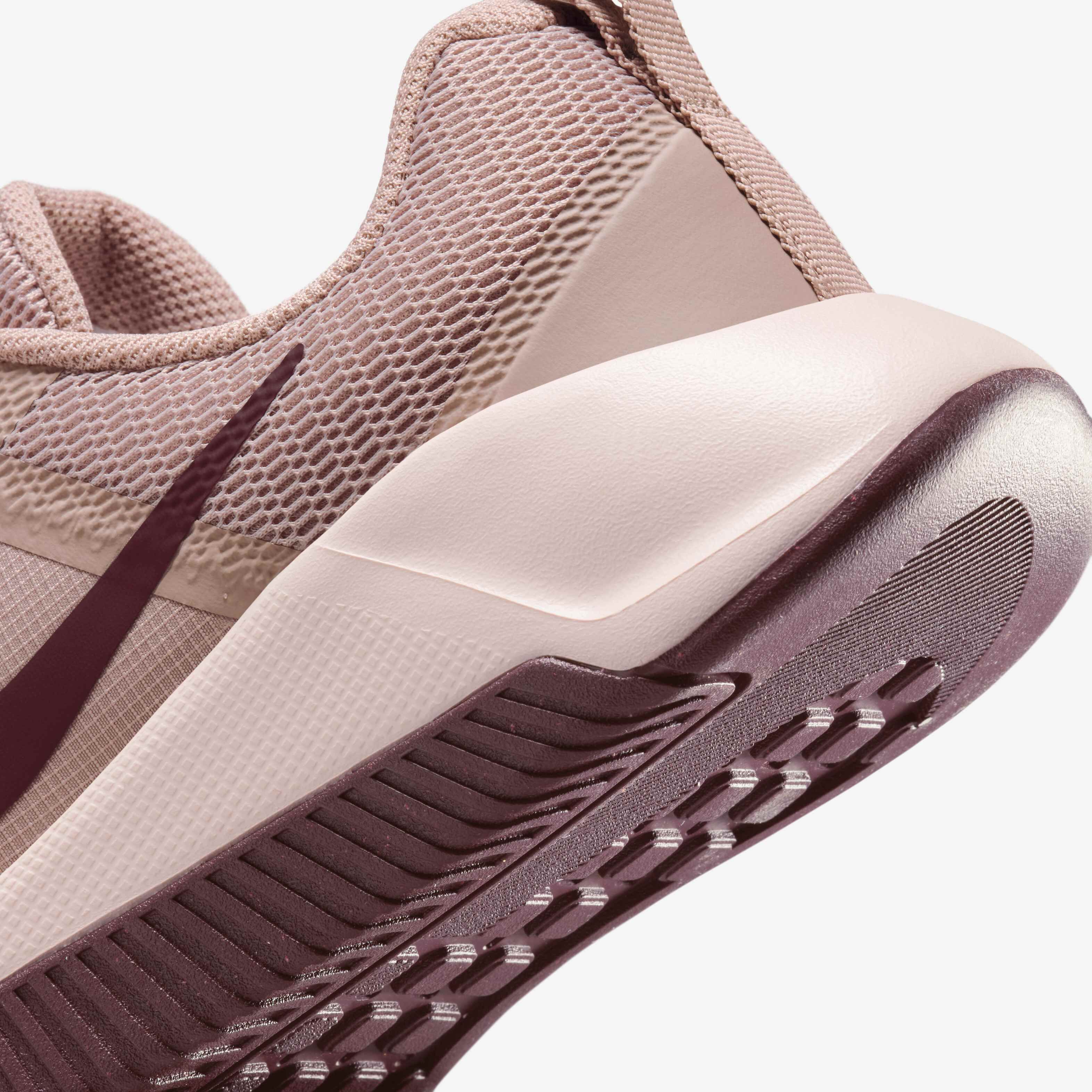 نايكي أم سي ترينر 3 image number 7