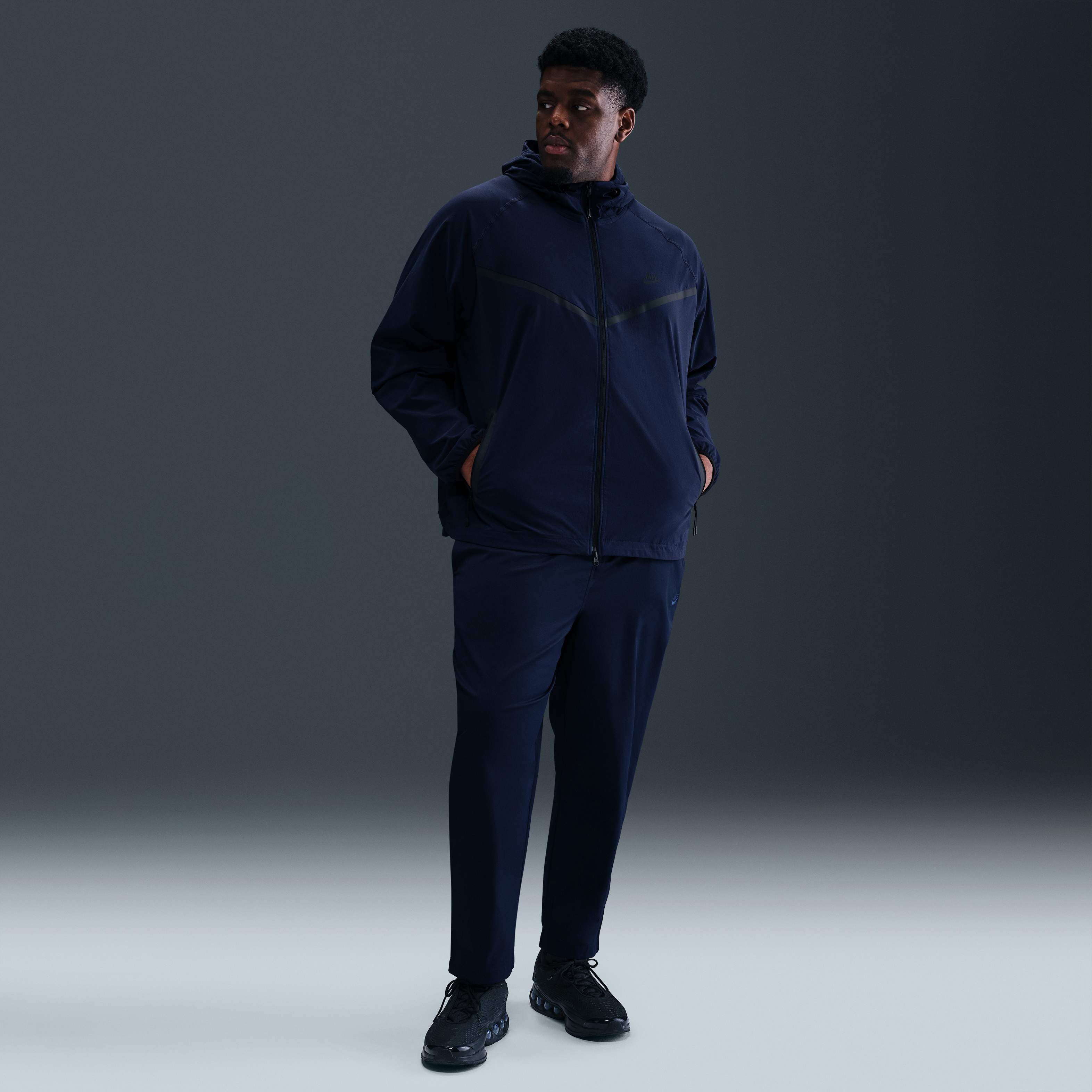 Nike Tech image number 9