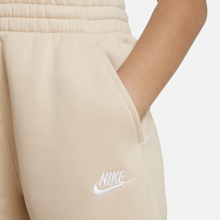 Nike Sportswear Club Fleece Older Kids' (Girls') Loose Trousers