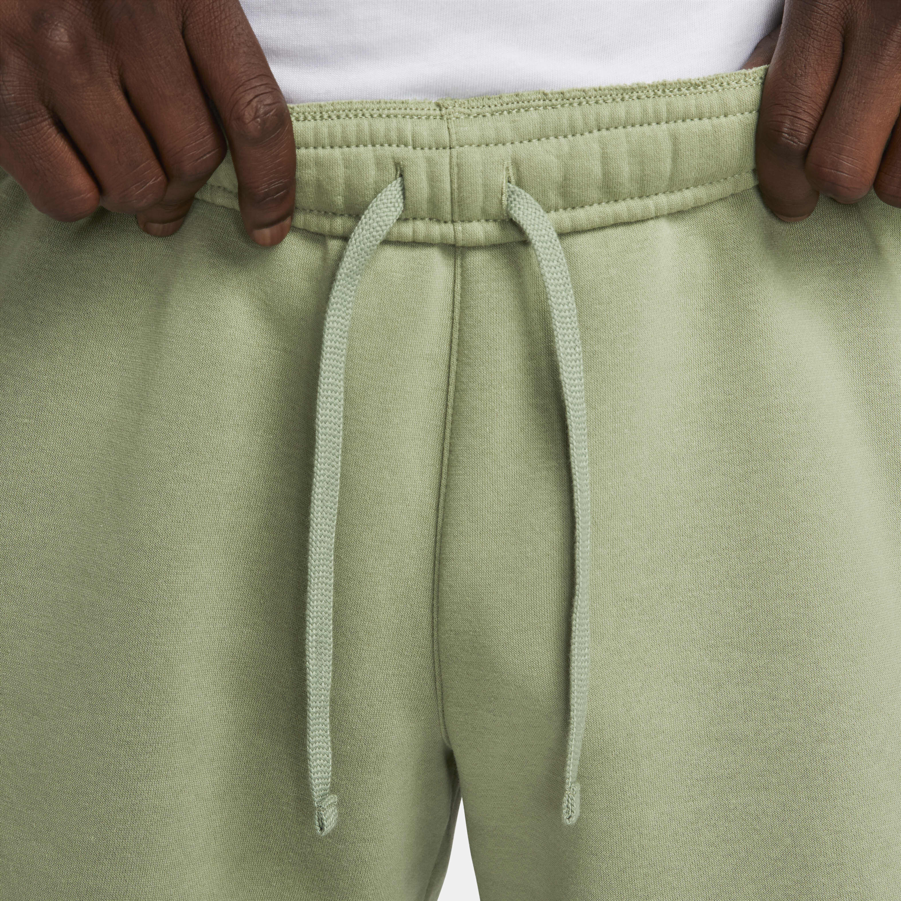 Nike Sportswear Club image number 4