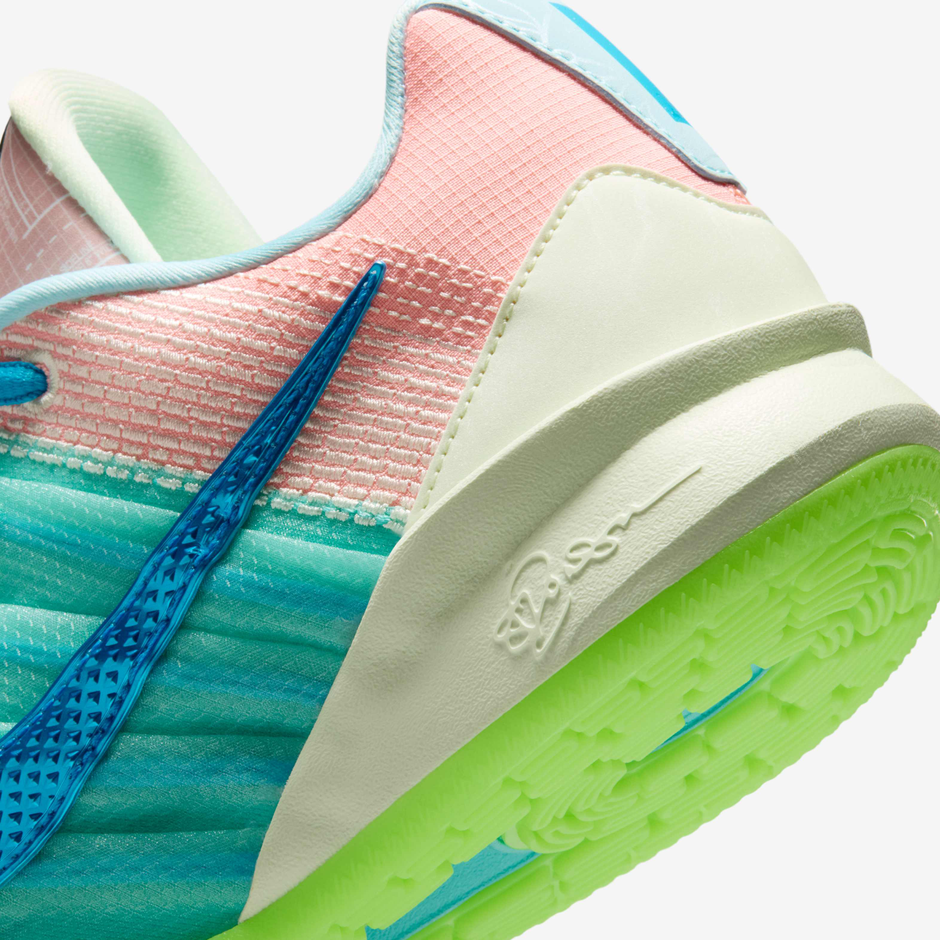 Sabrina 3 'What The?' image number 7