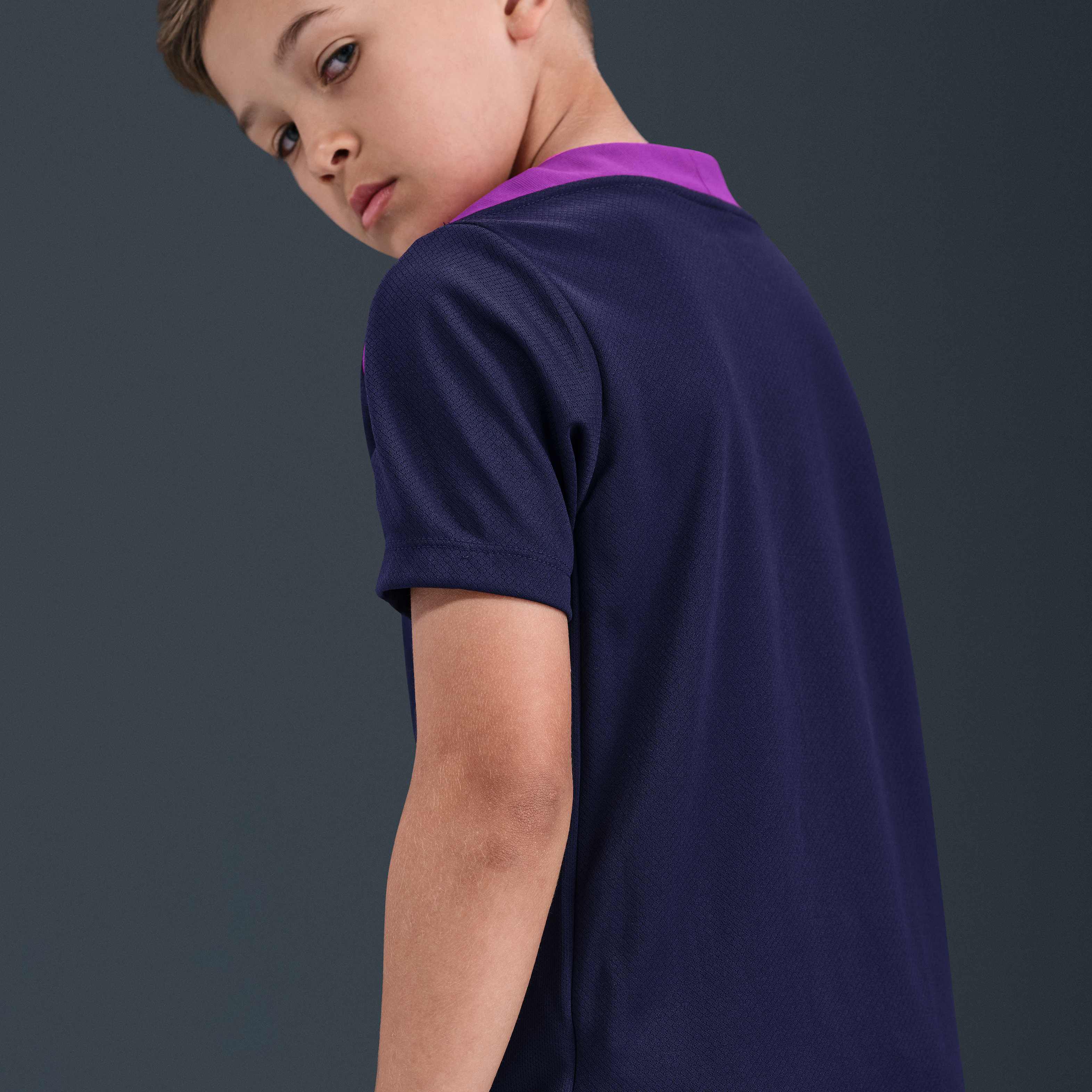 Nike FC Barcelona ピステ MEN'S M ネイビー 245635_Thumb_0982754.jpg