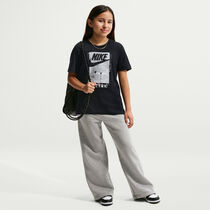 نايكي سبورتسوير