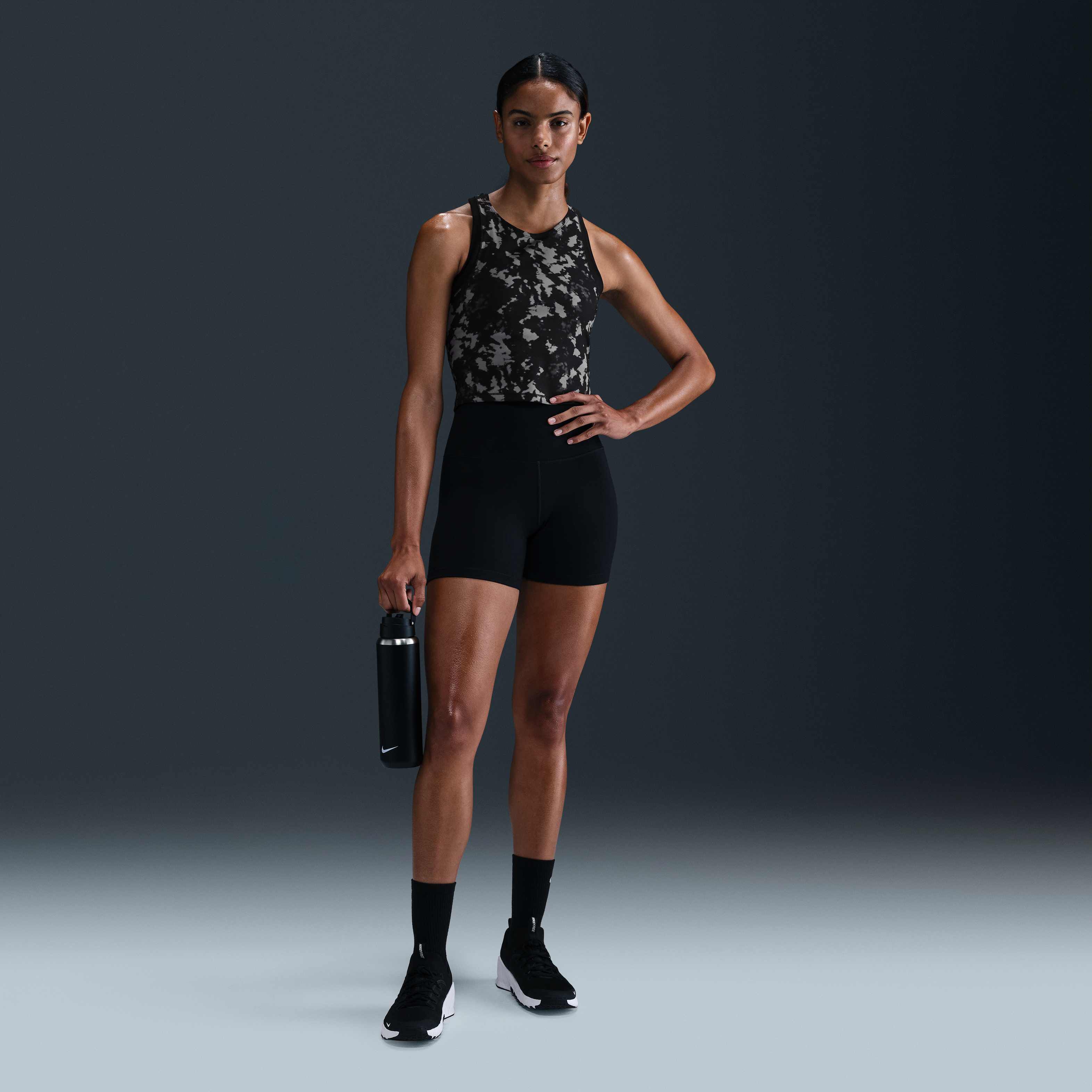 نايكي ون فيتد image number 3