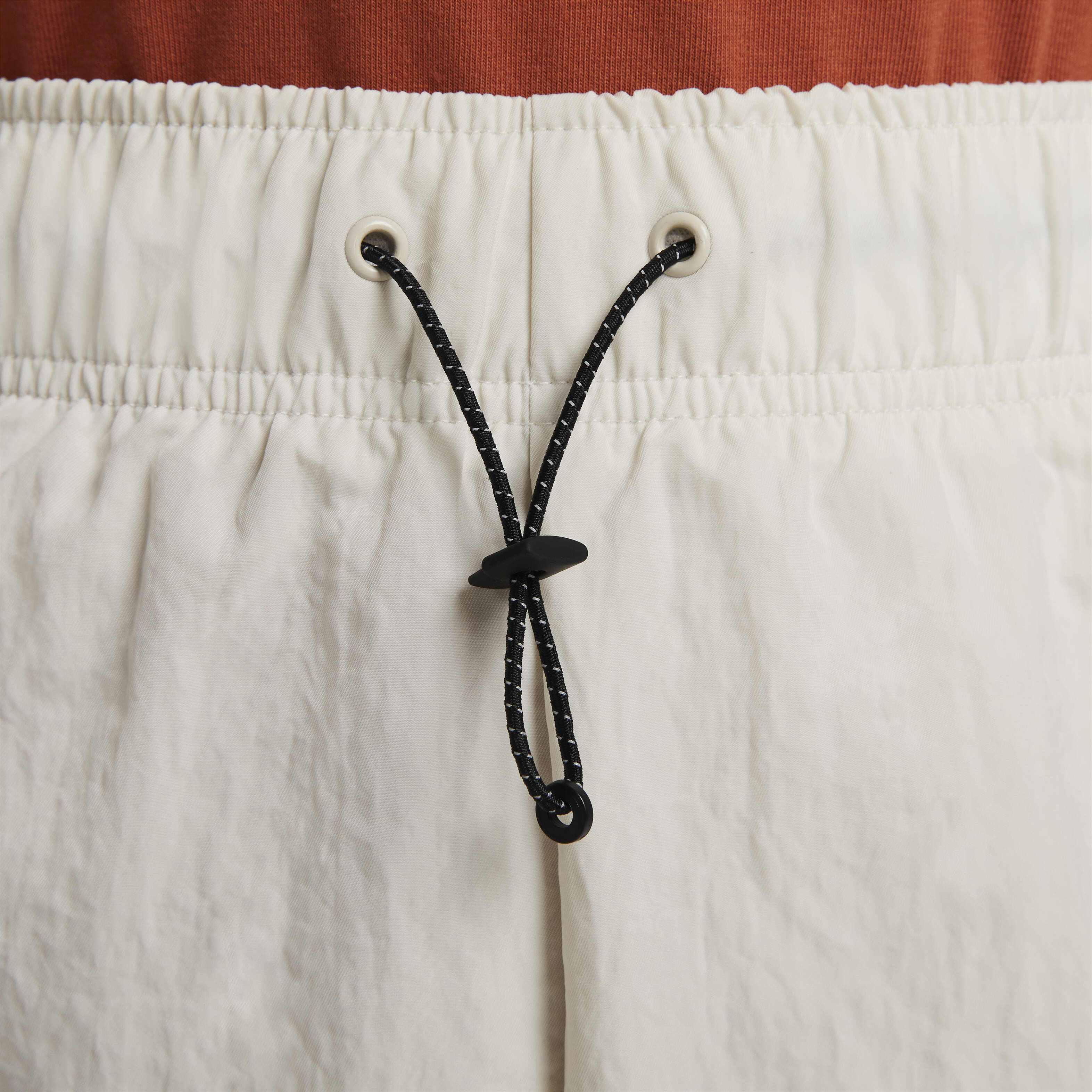 Nike Sportswear Essential image number 3