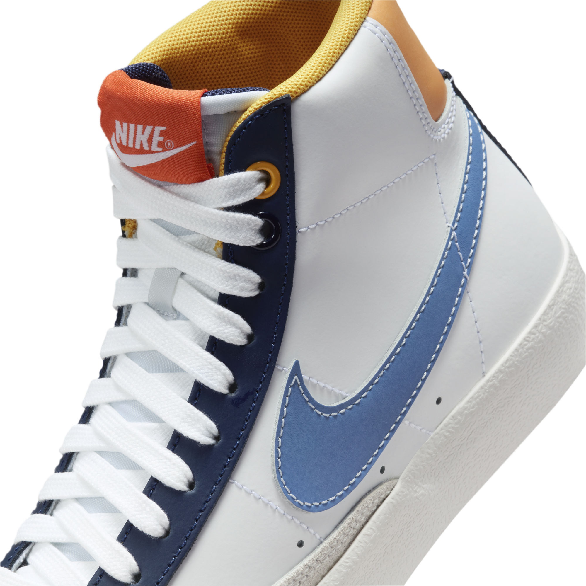 Nike Blazer Mid 77