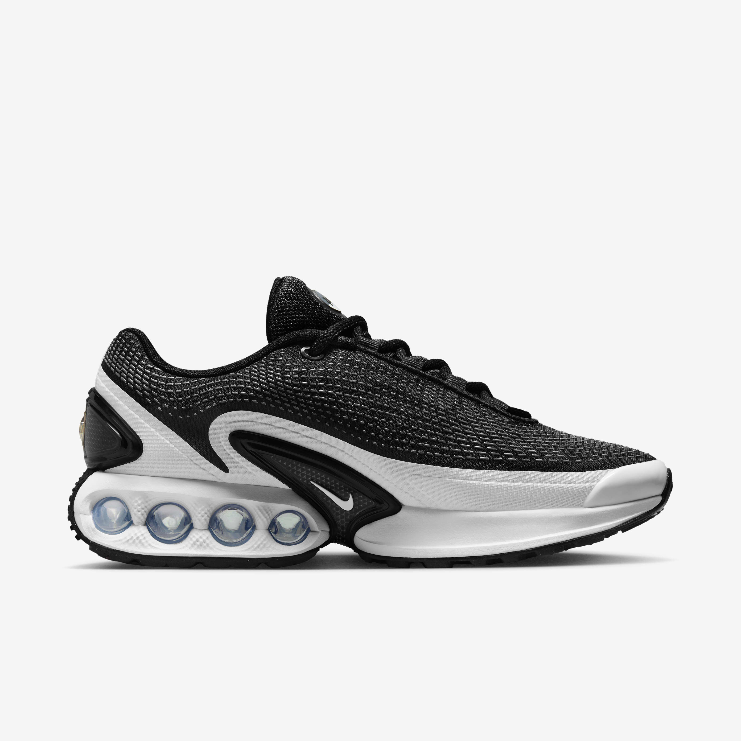 Nike 200 all black womens hotsell