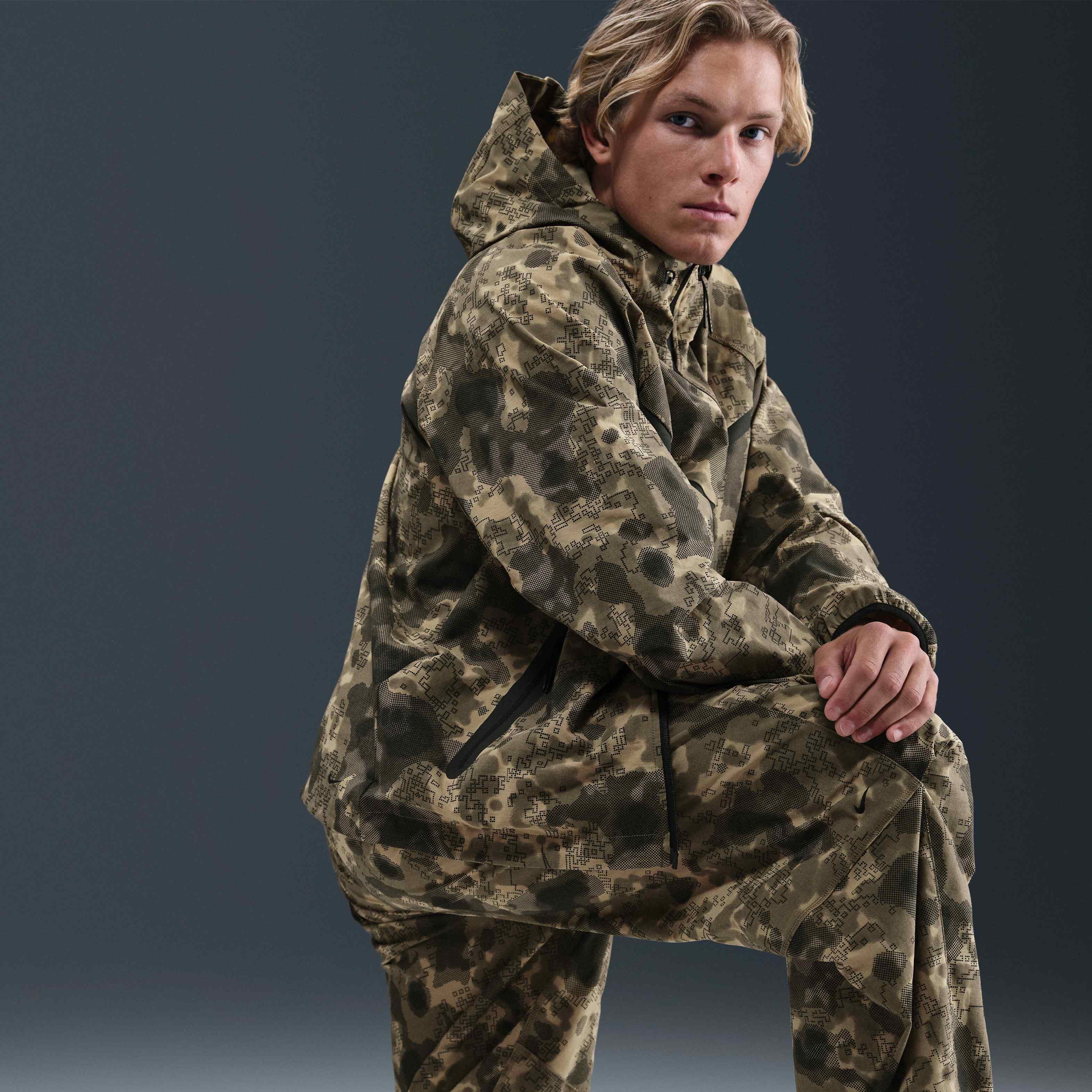 نايكي تك image number 4